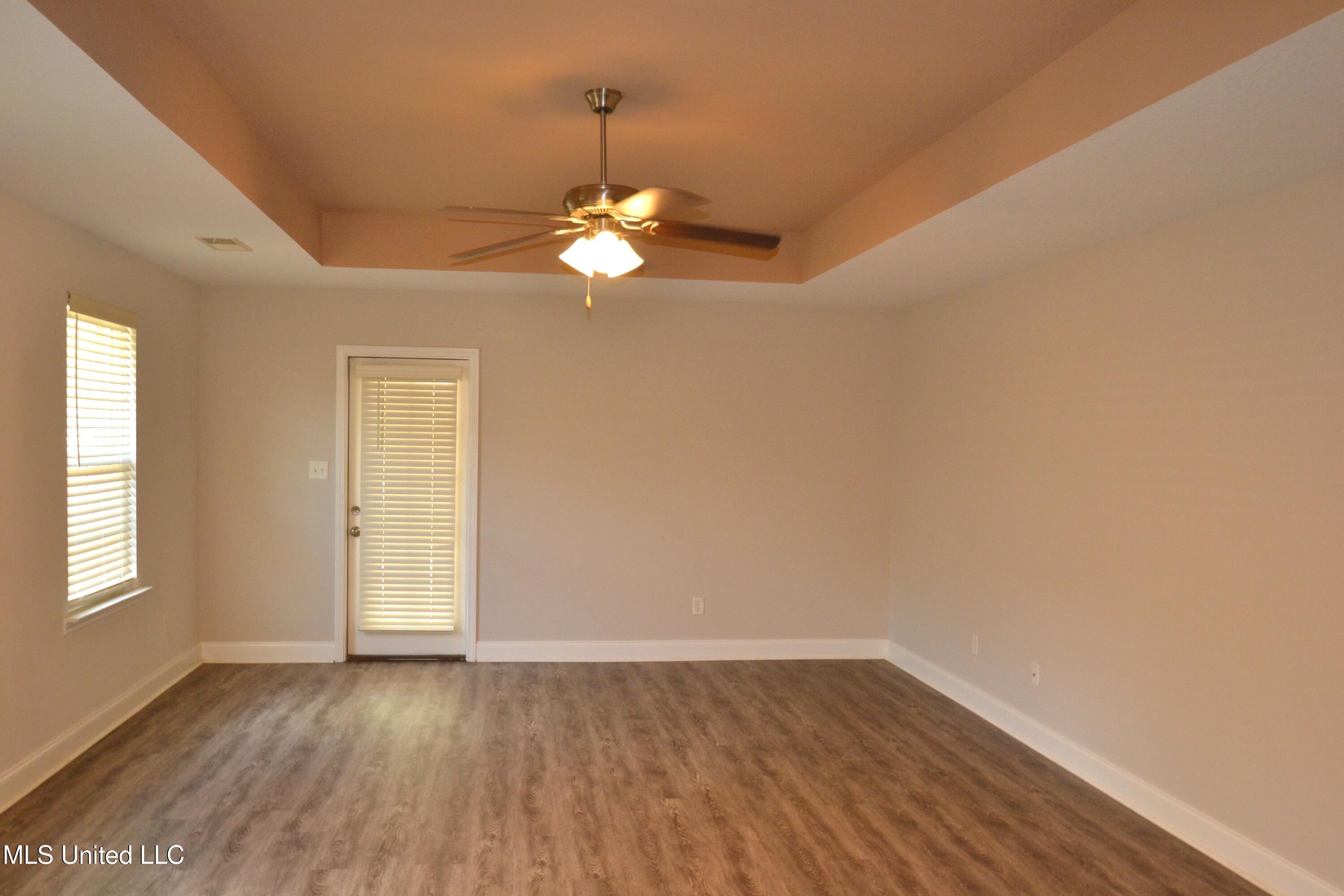 7843 Ferndale Drive Property Photo 11