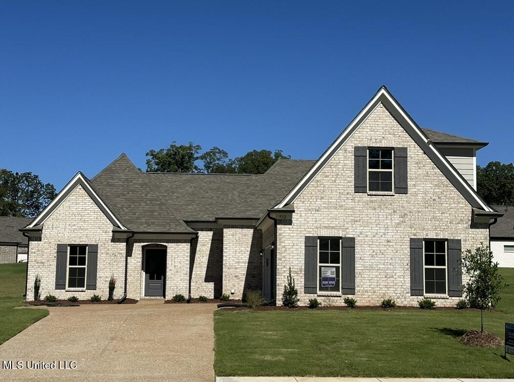 932 Collie Drive Property Photo 1