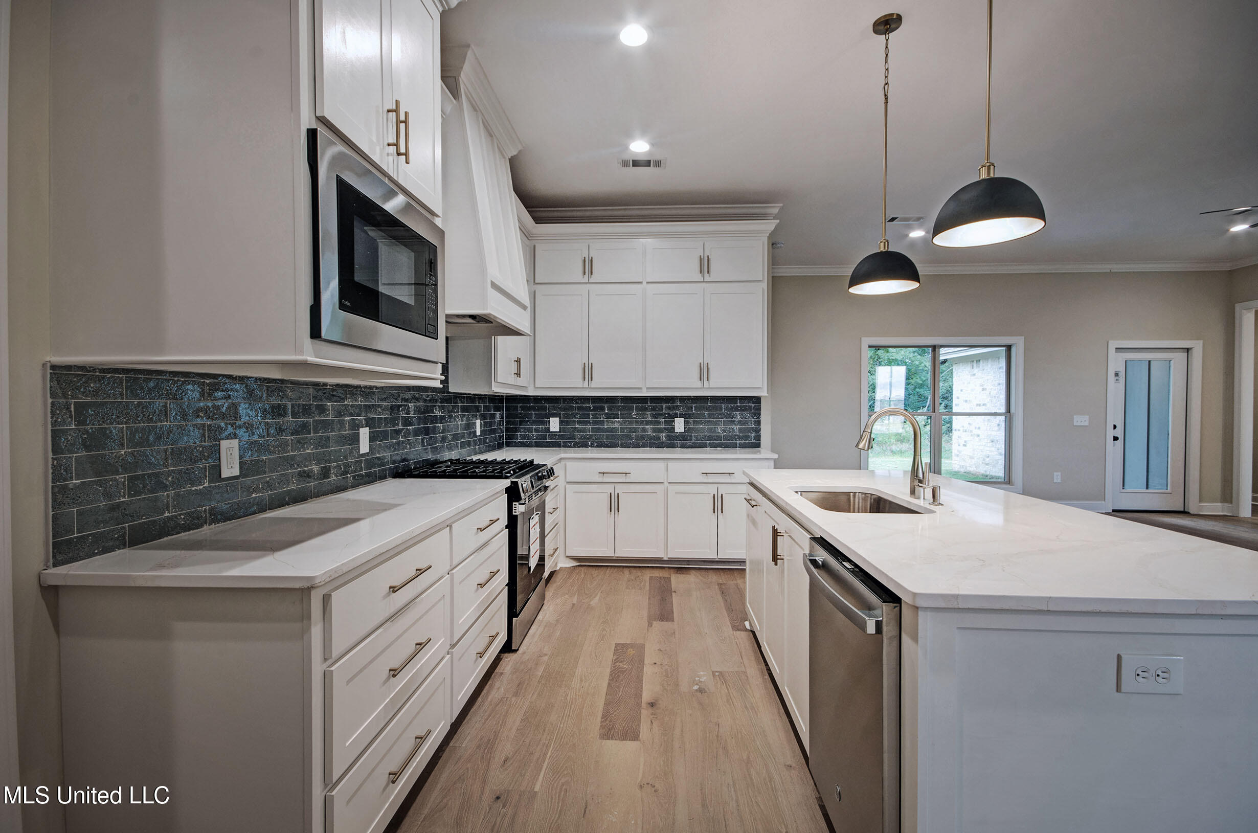 343 Willow Way Property Photo 17