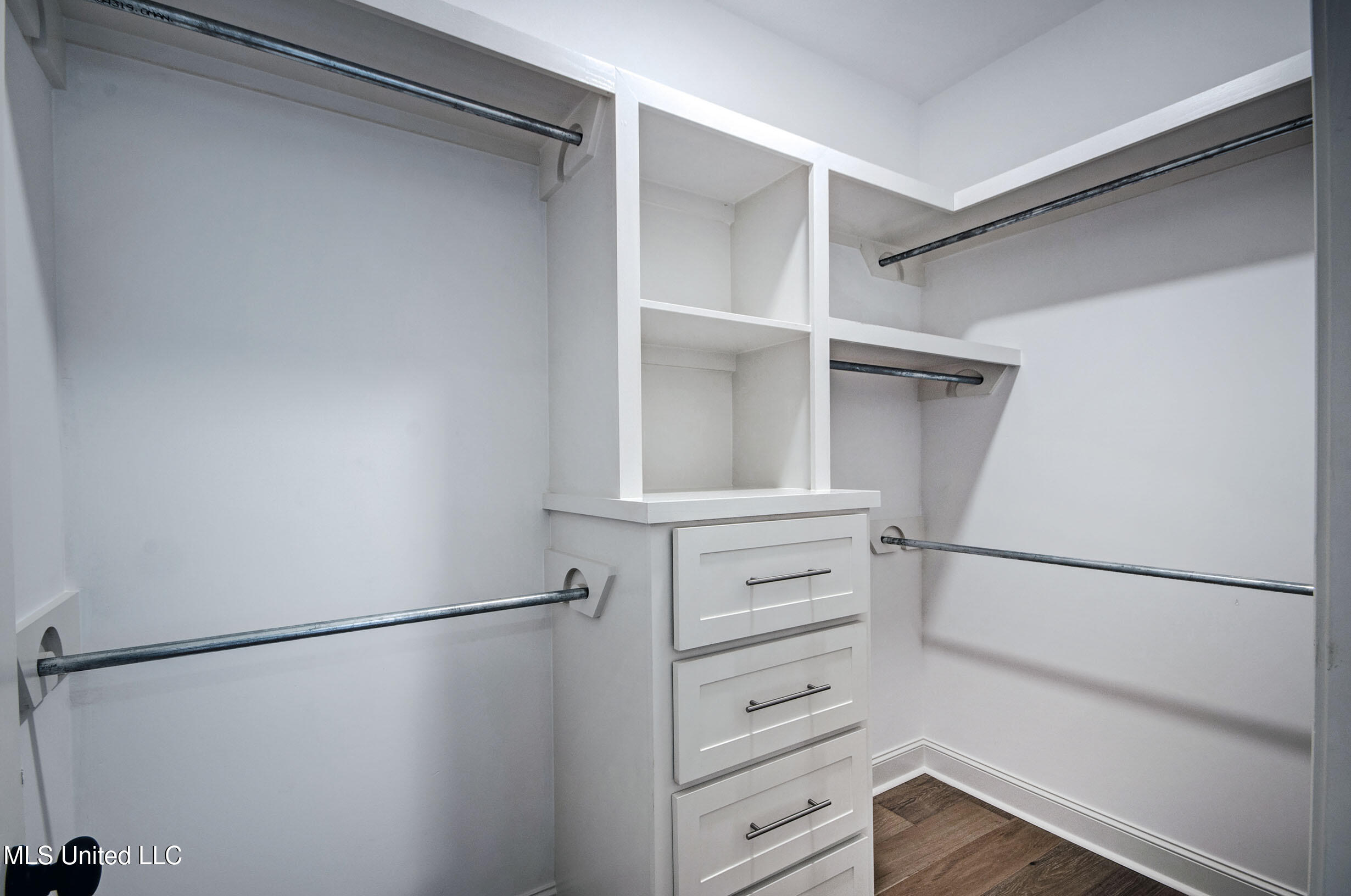 343 Willow Way Property Photo 25