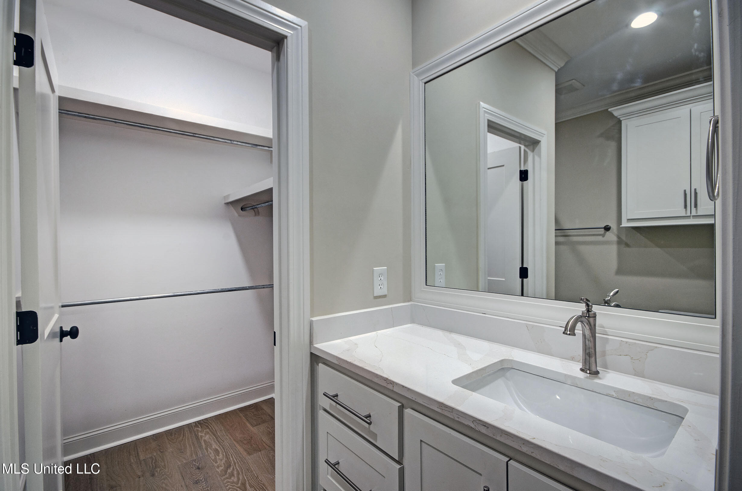 343 Willow Way Property Photo 27