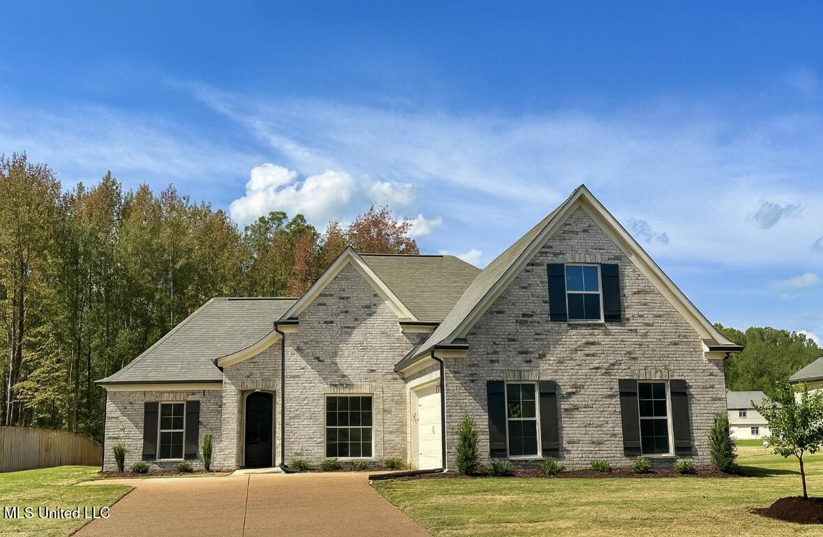 723 Lucas Lane Property Photo 1