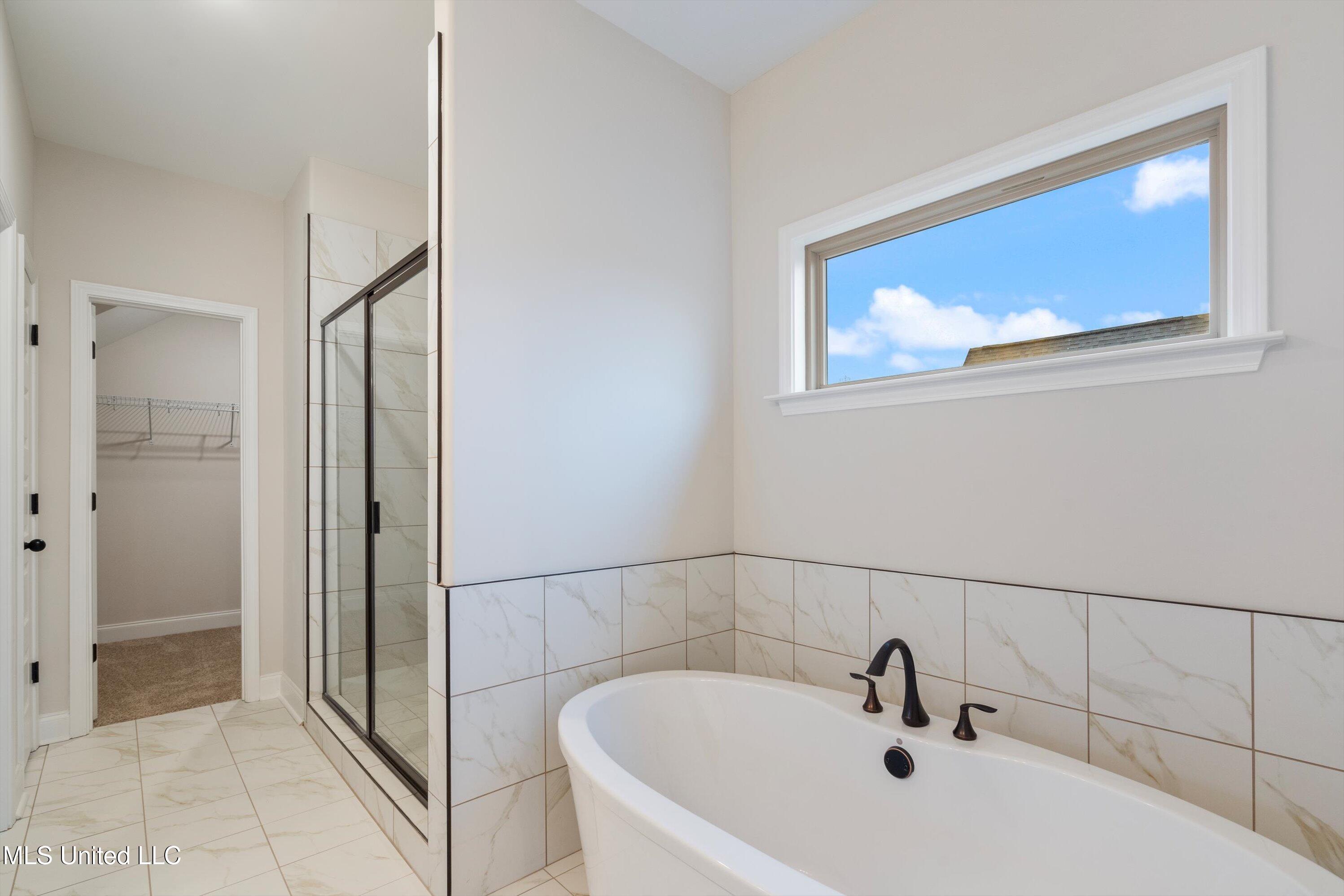 723 Lucas Lane Property Photo 15