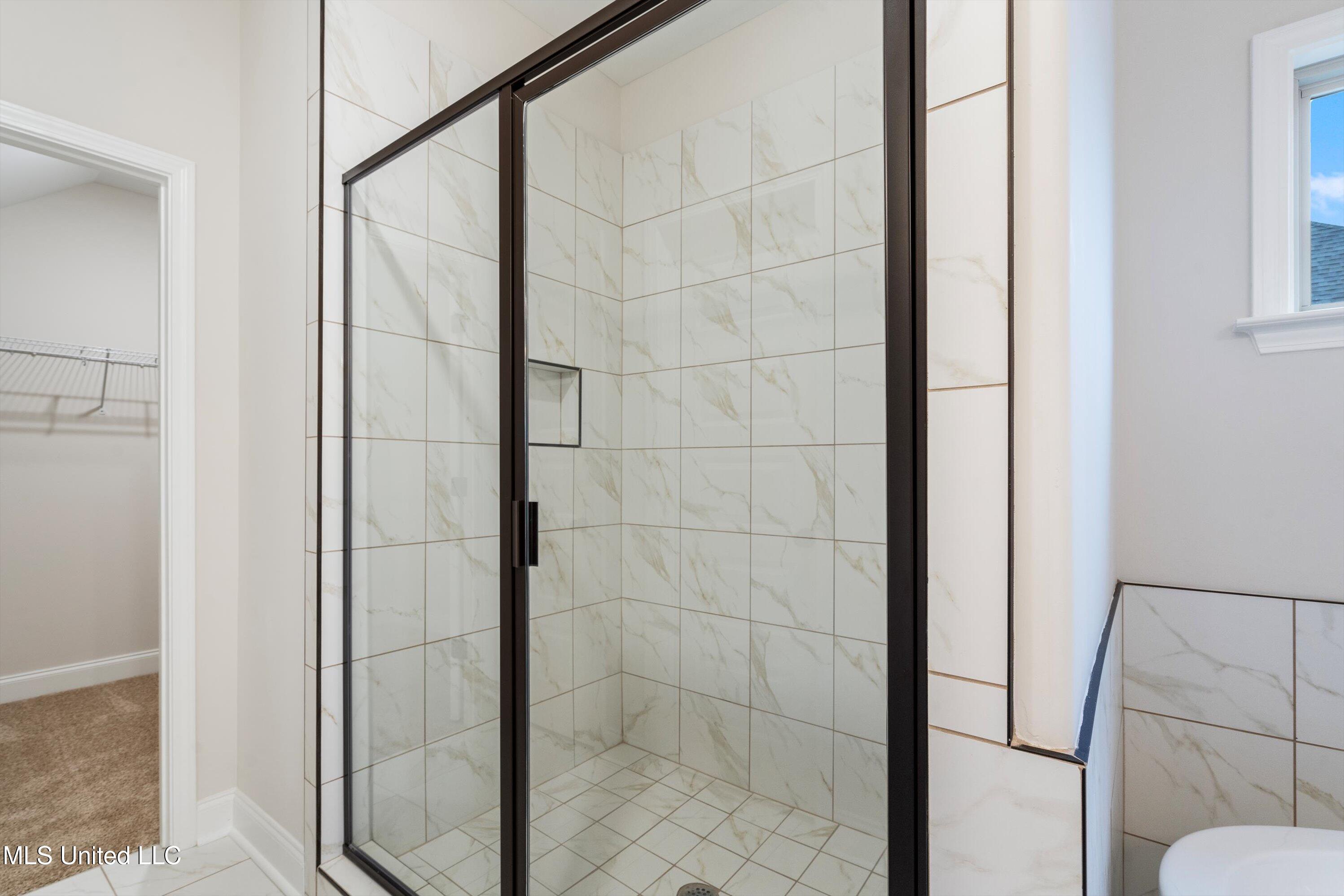 723 Lucas Lane Property Photo 17