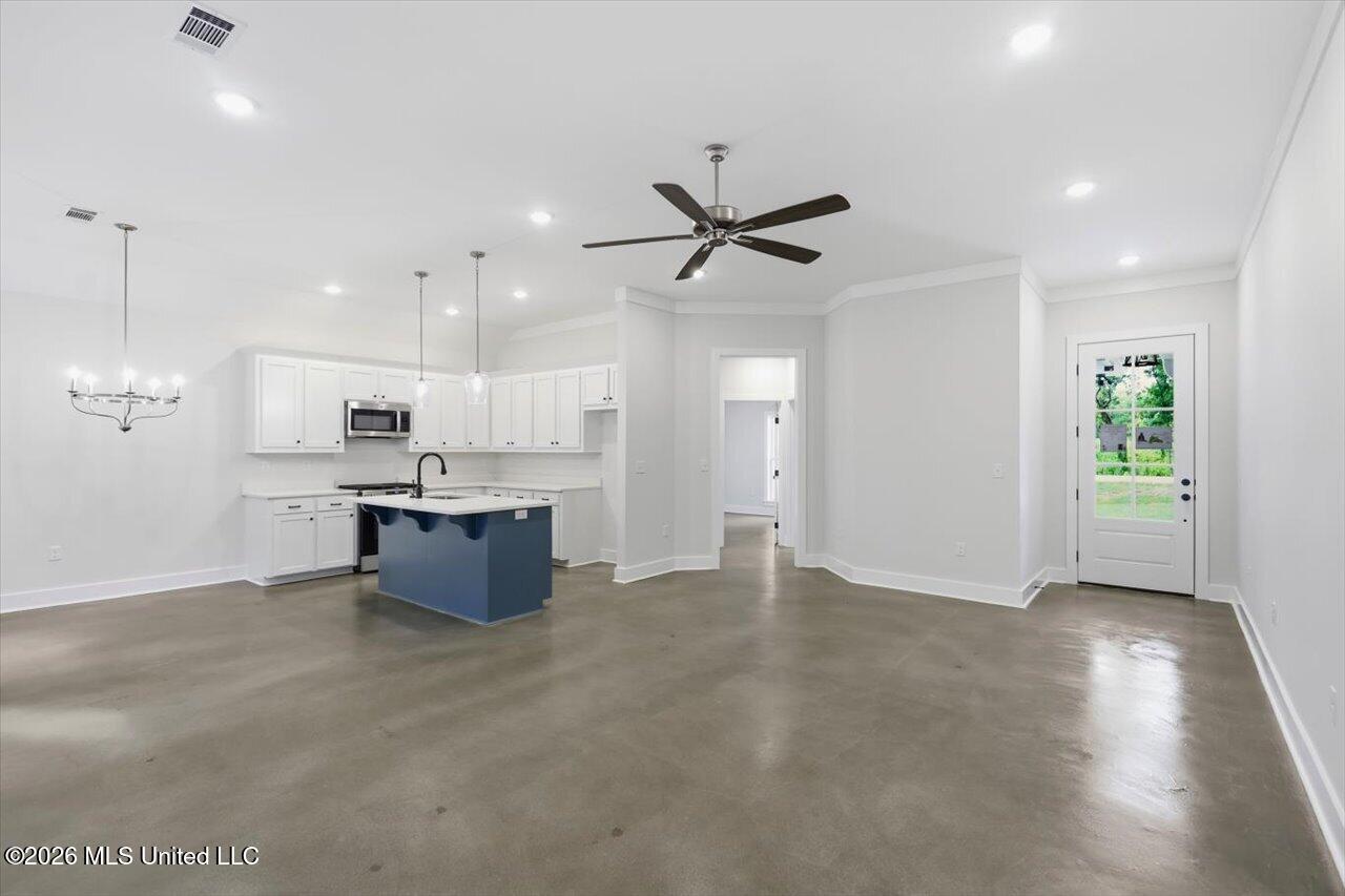 192 Lake Harbor Road Property Photo 10