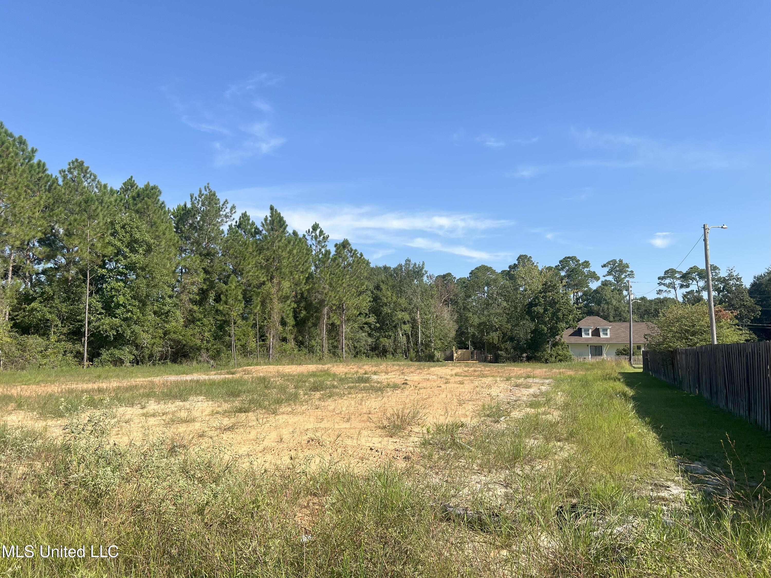 729 Zimmerman Street Property Photo 1