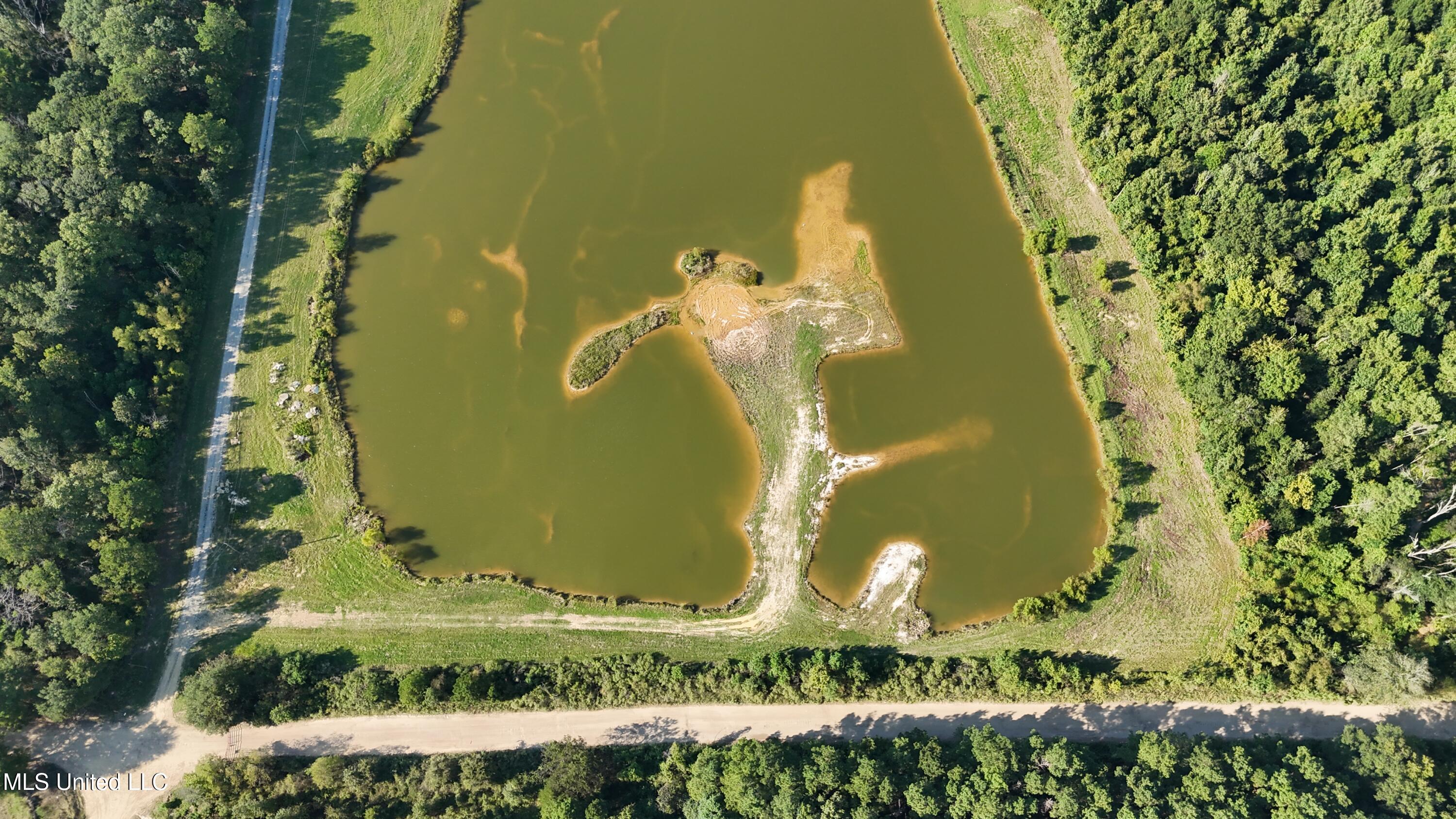 Fallen Oak Drive Property Photo 13