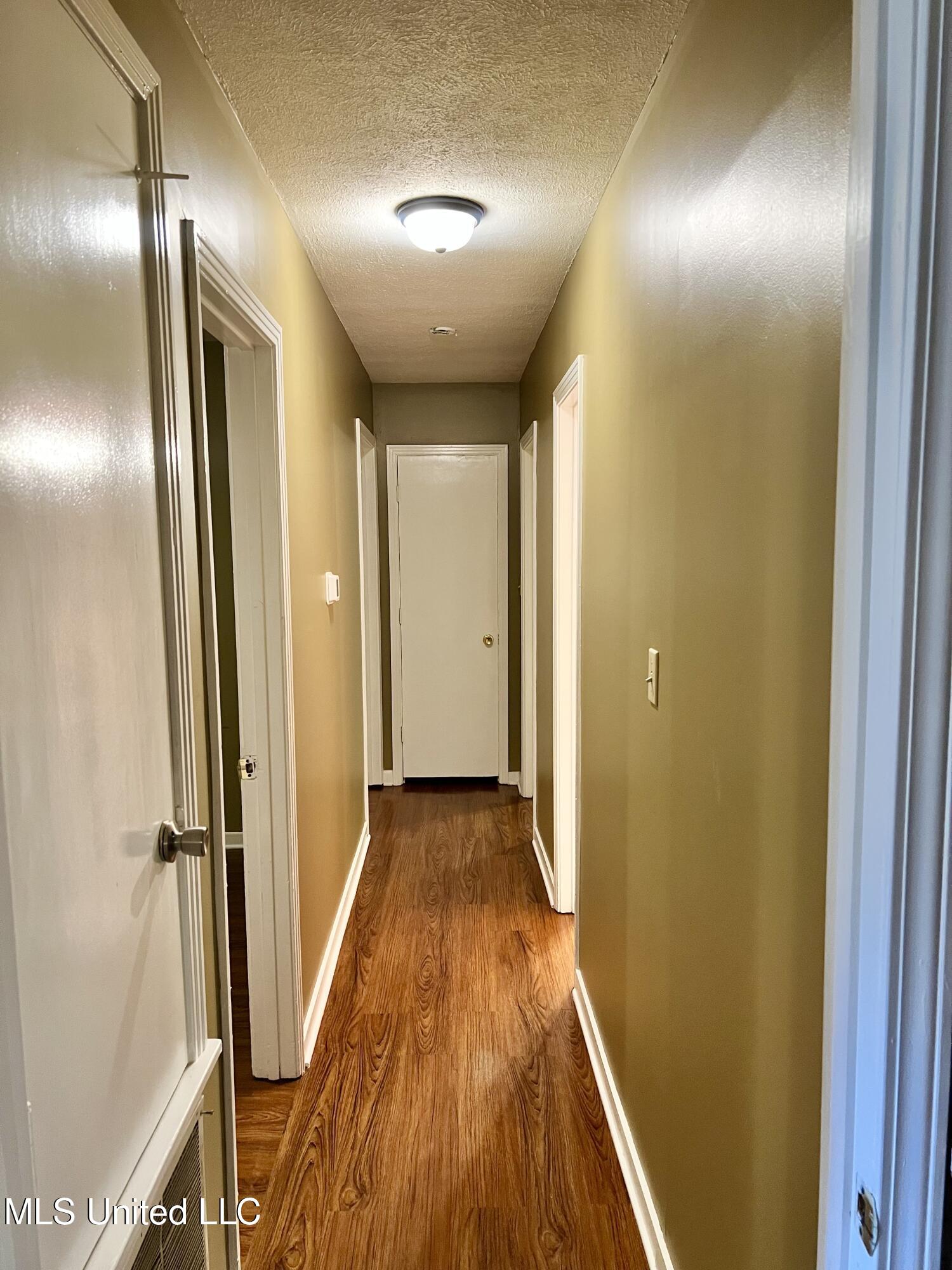 1275 Dorgan Street Property Photo 6