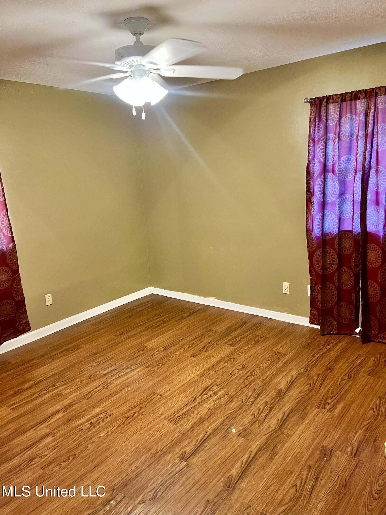 1275 Dorgan Street Property Photo 8