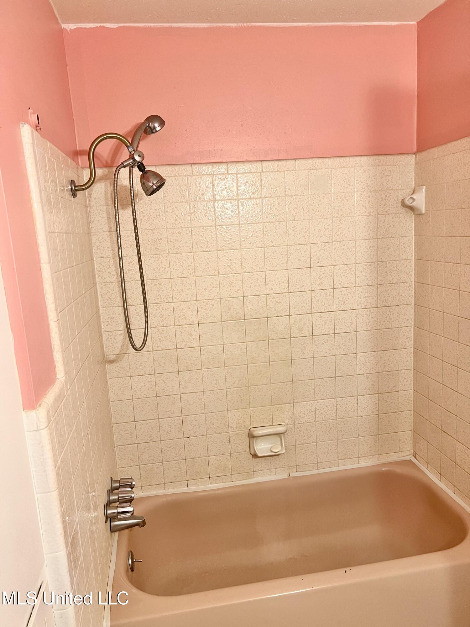 1275 Dorgan Street Property Photo 10