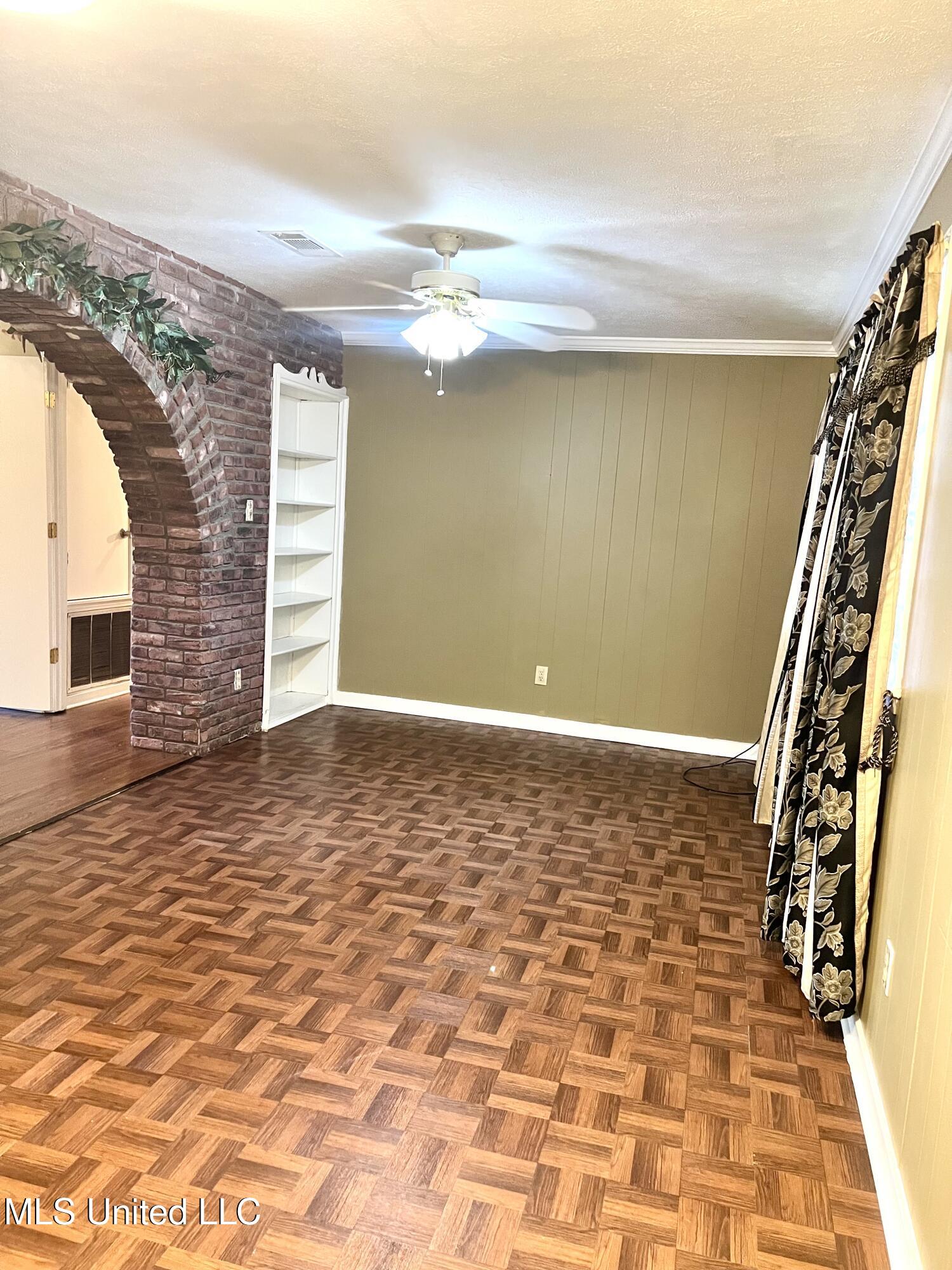 1275 Dorgan Street Property Photo 12