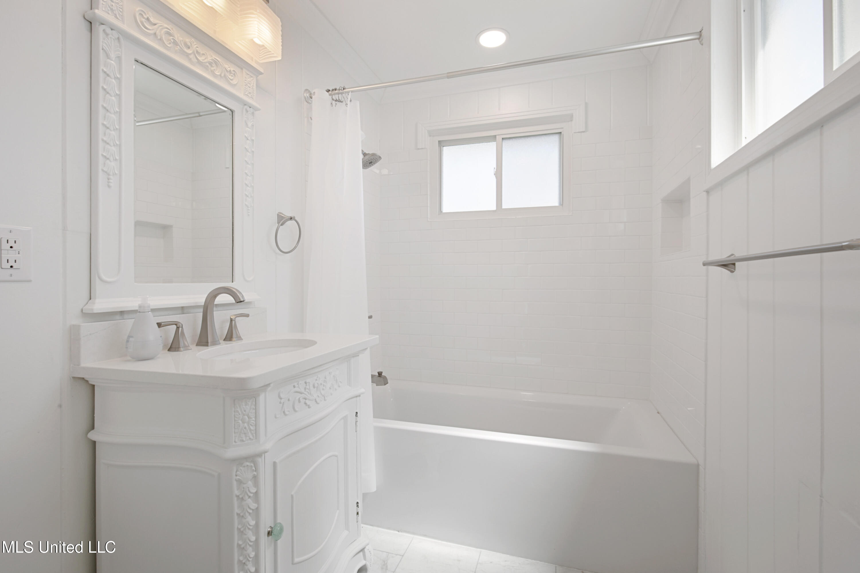 109 Court Street Property Photo 26