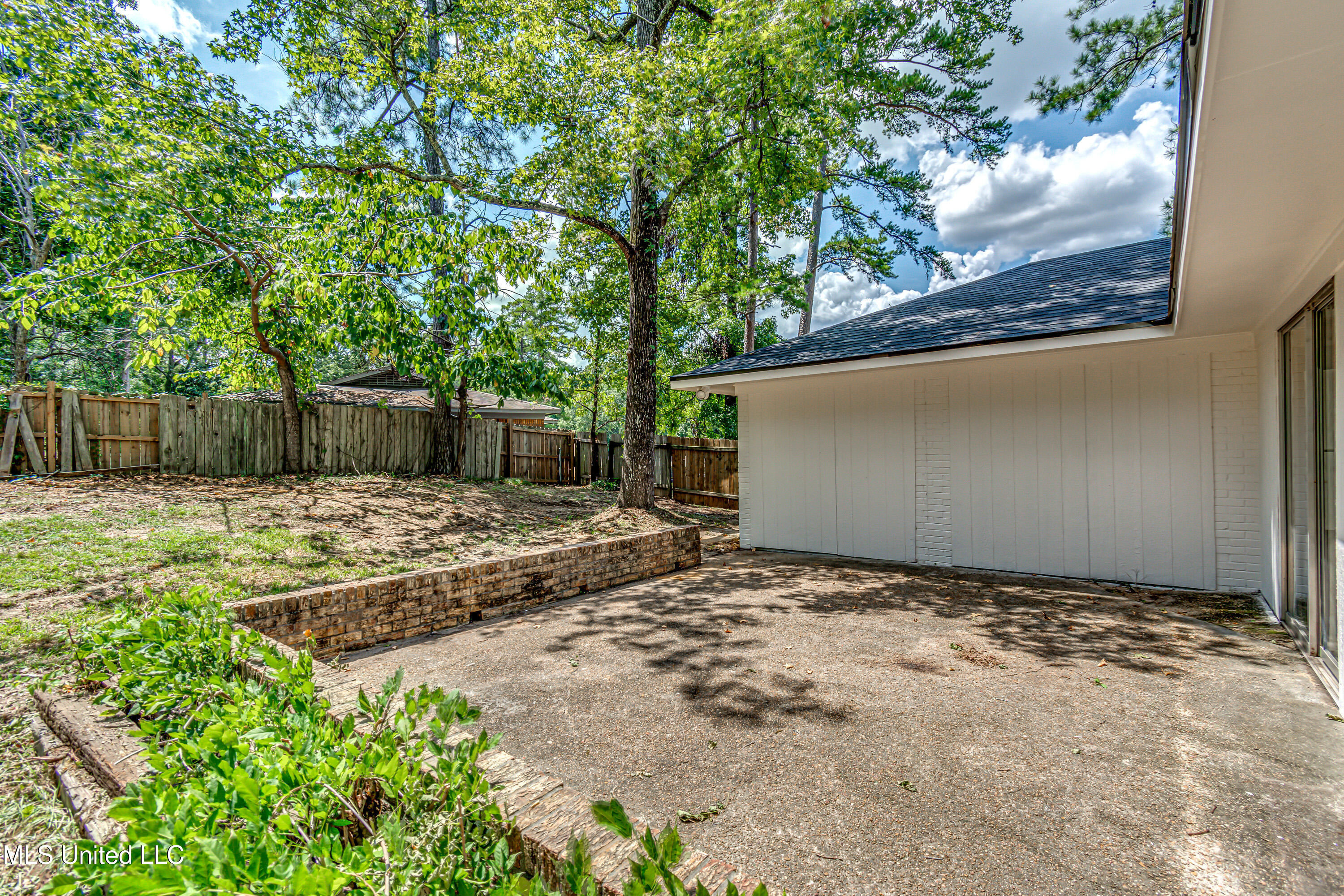 107 Woodgate Drive Property Photo 18