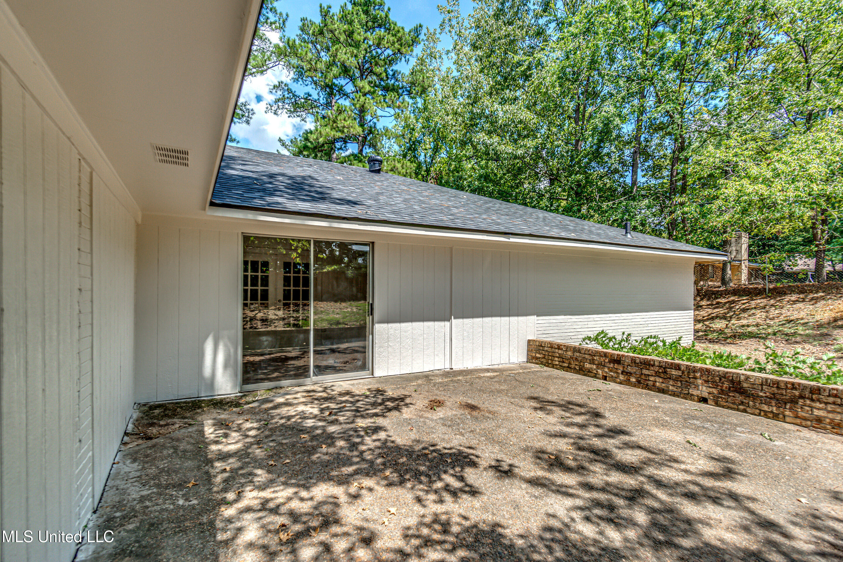 107 Woodgate Drive Property Photo 19