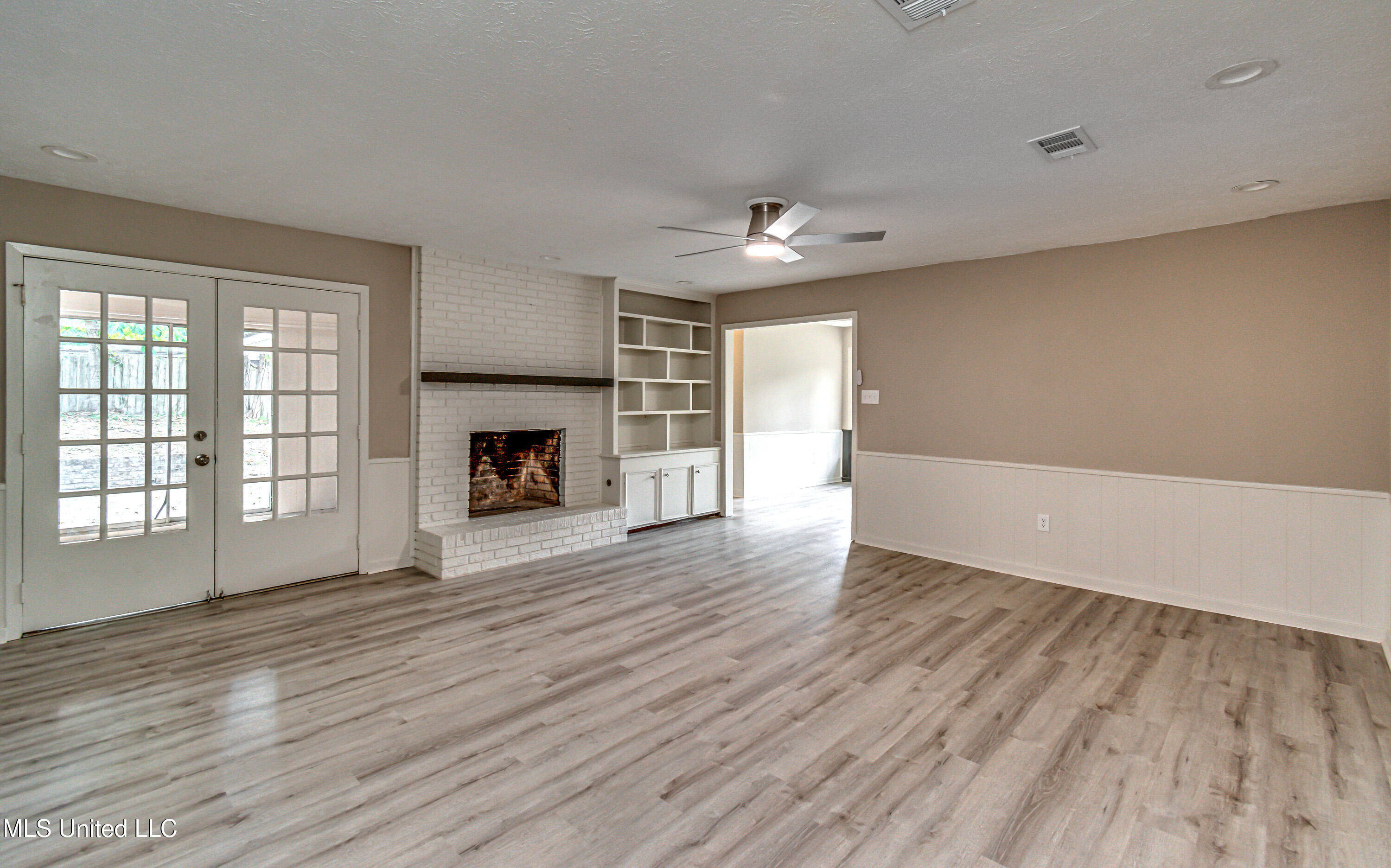 107 Woodgate Drive Property Photo 39