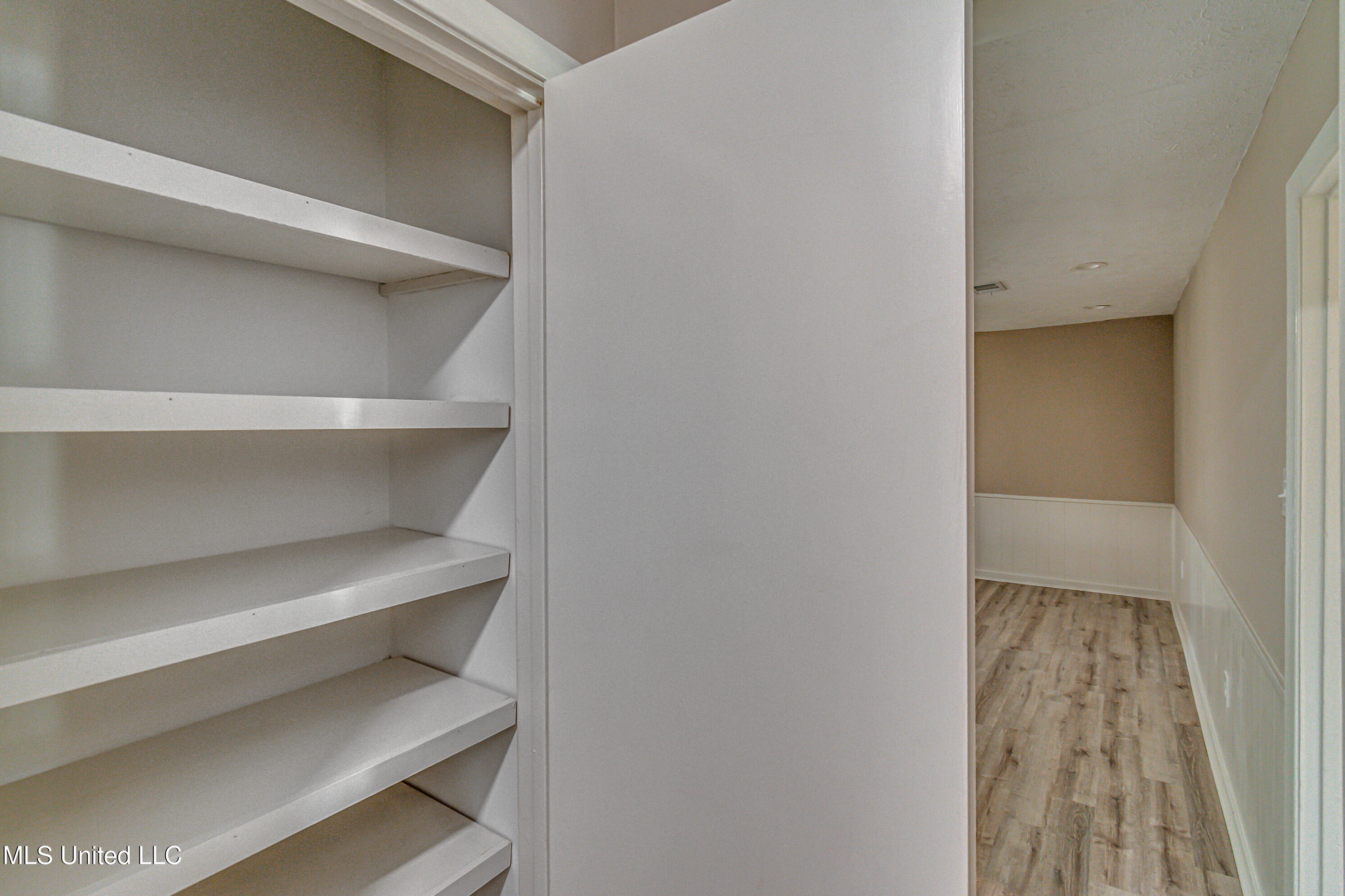 107 Woodgate Drive Property Photo 44