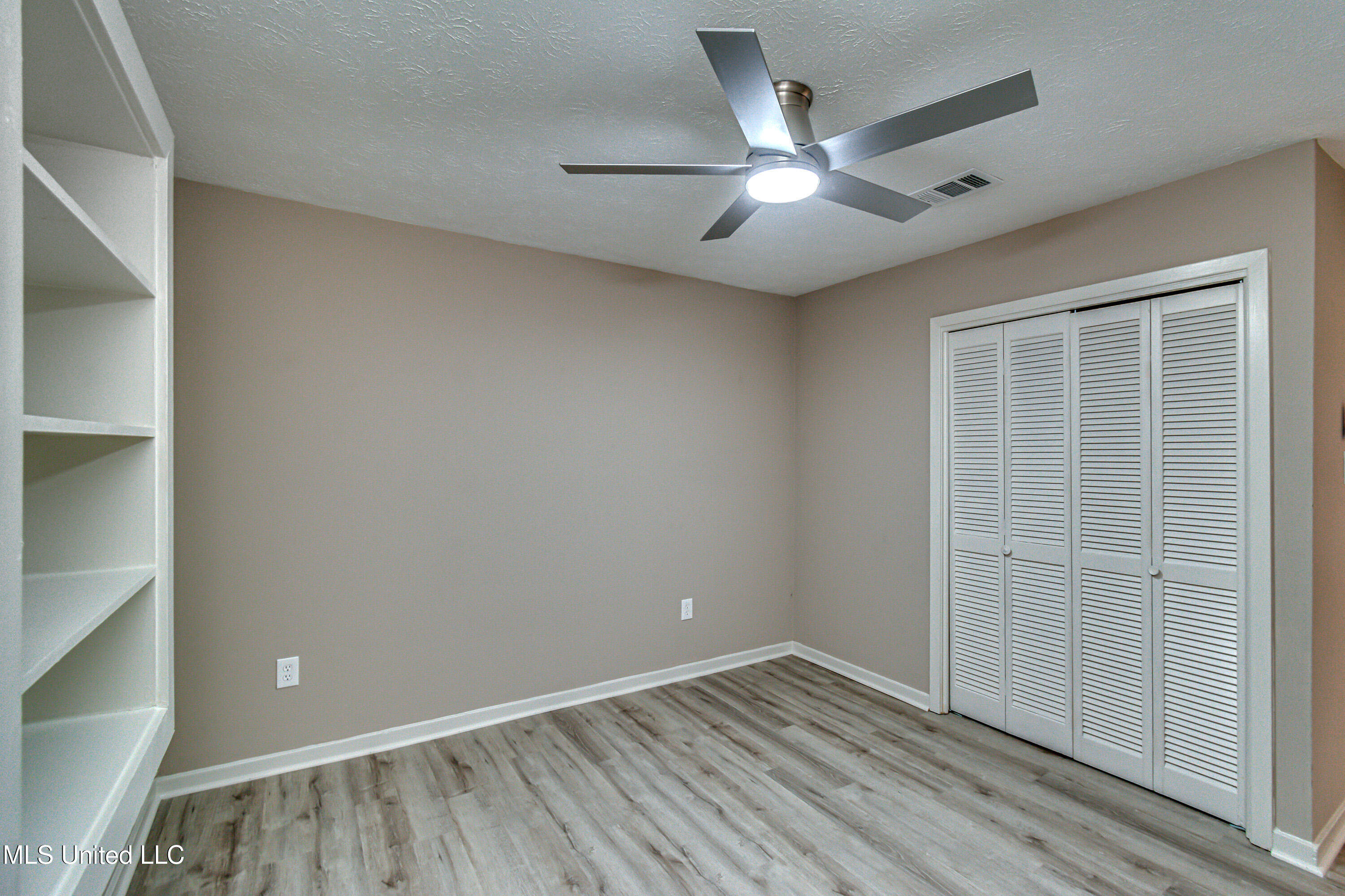 107 Woodgate Drive Property Photo 51