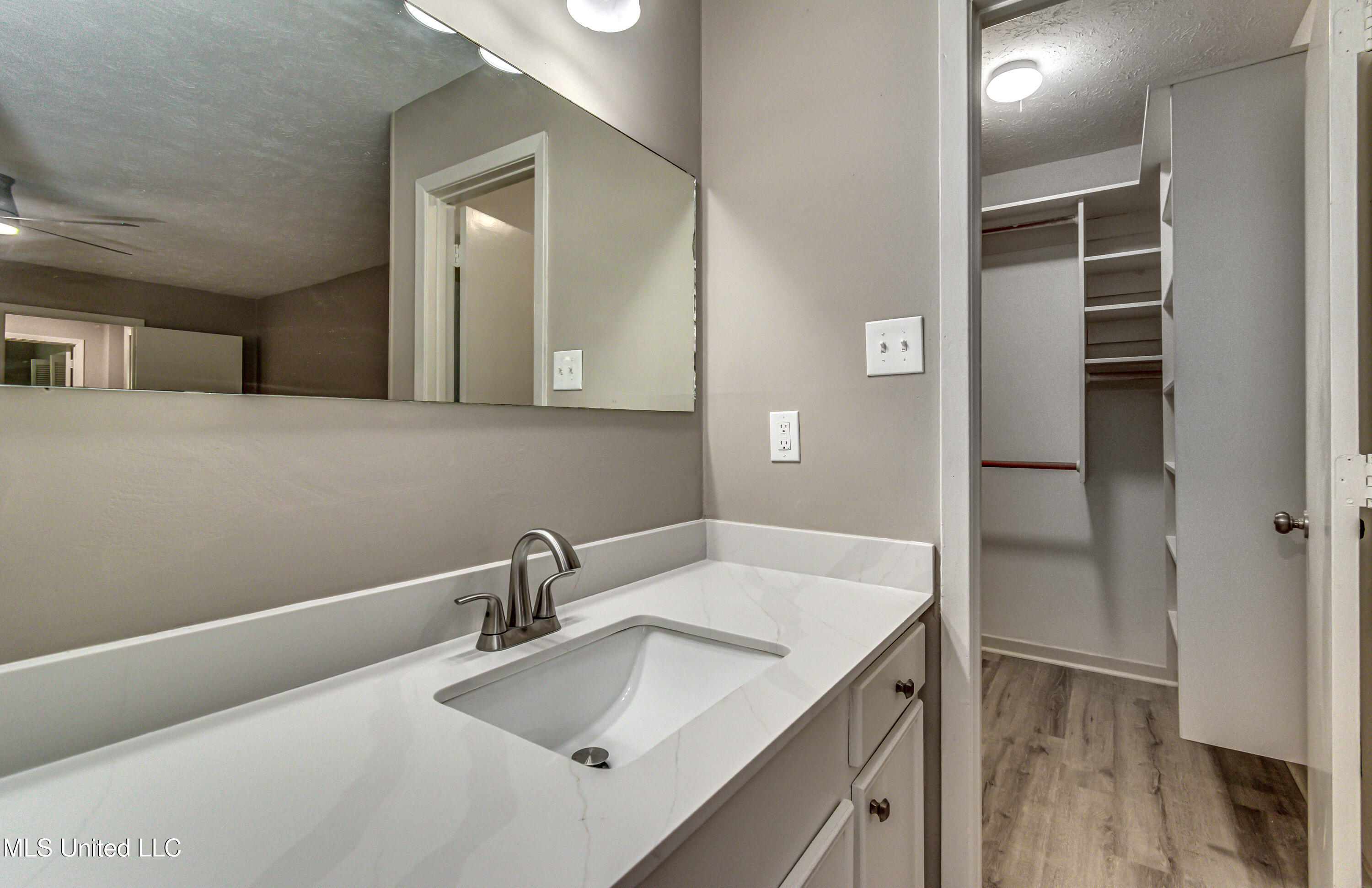 107 Woodgate Drive Property Photo 64