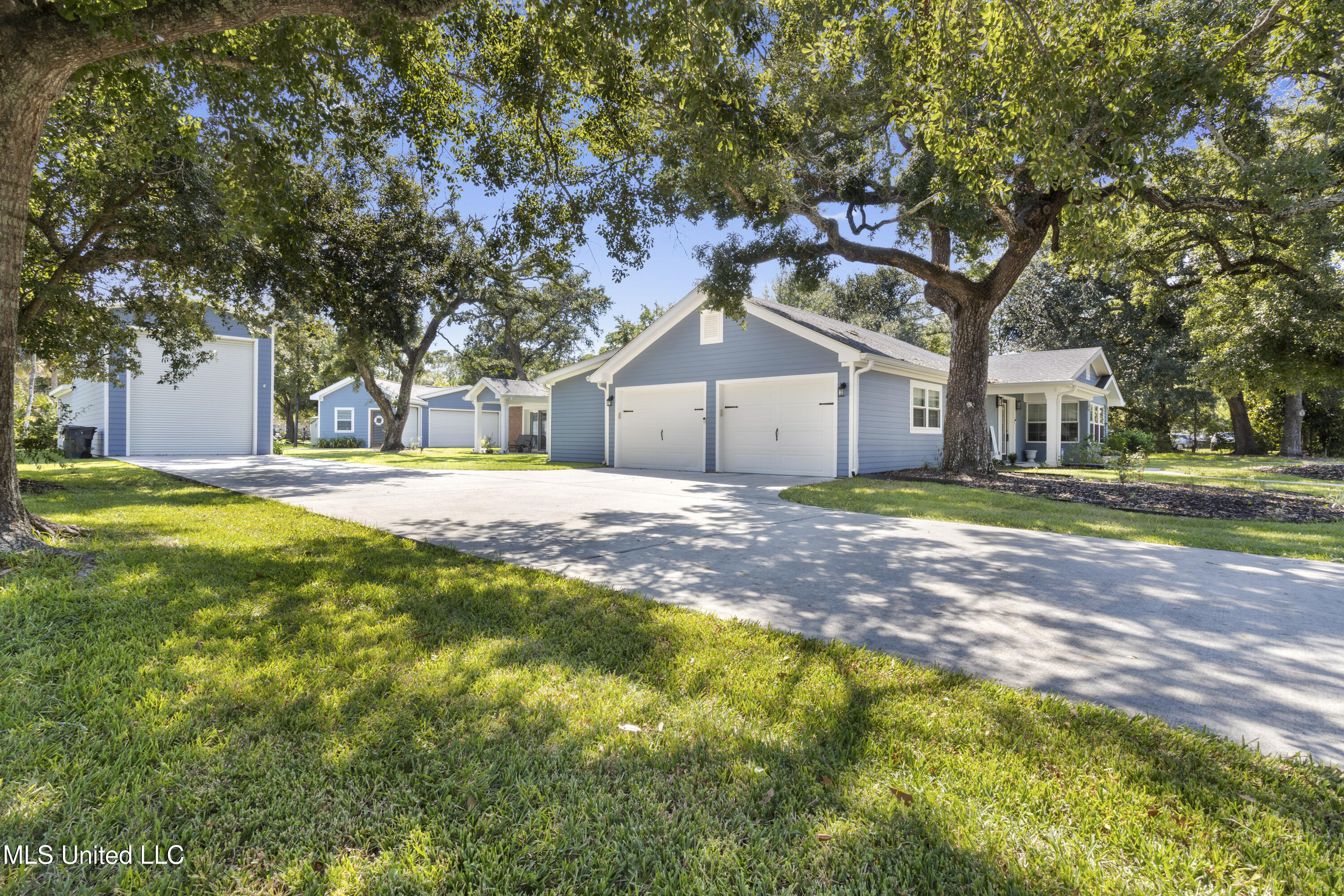 434 Saint John Street Property Photo 4