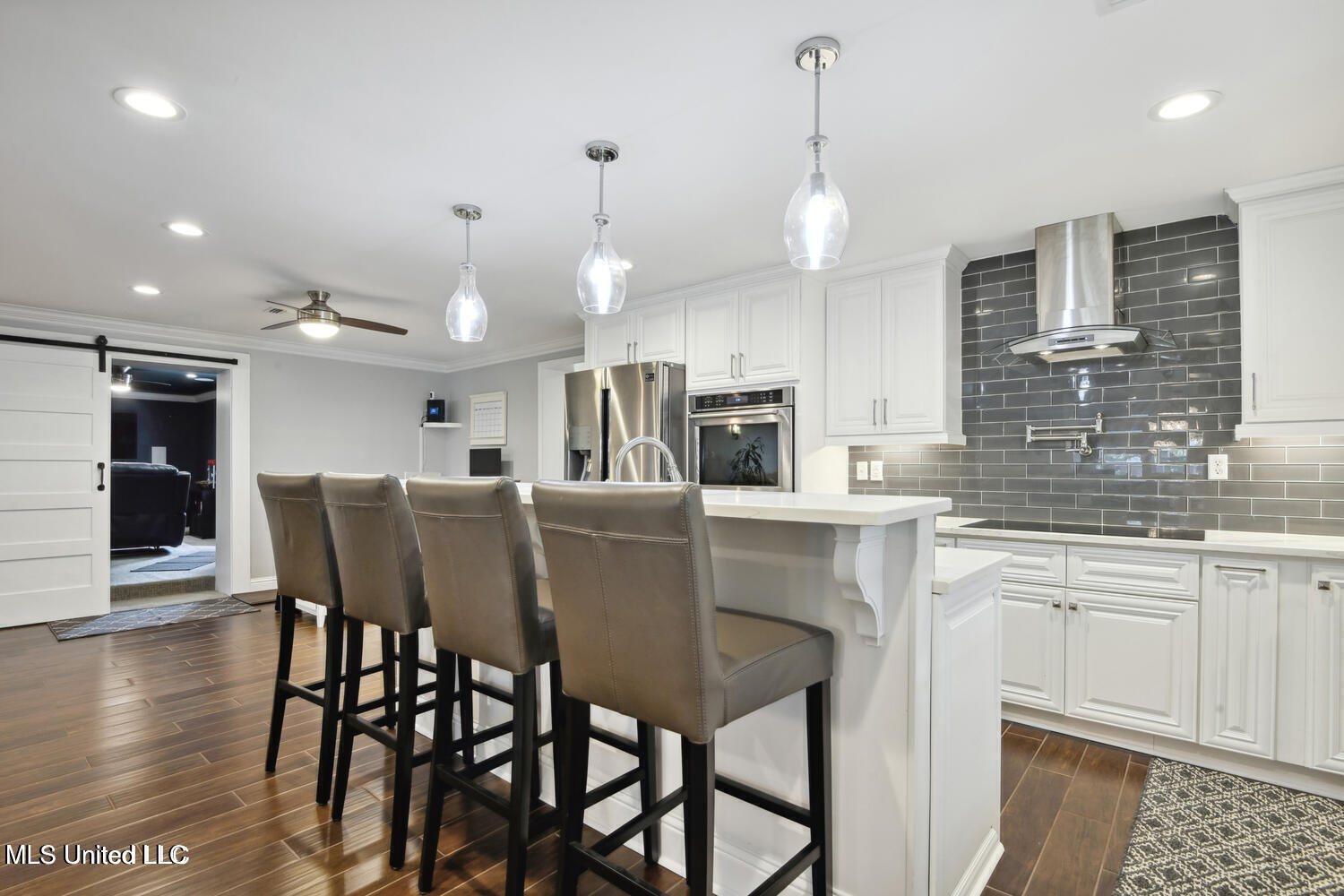 434 Saint John Street Property Photo 13