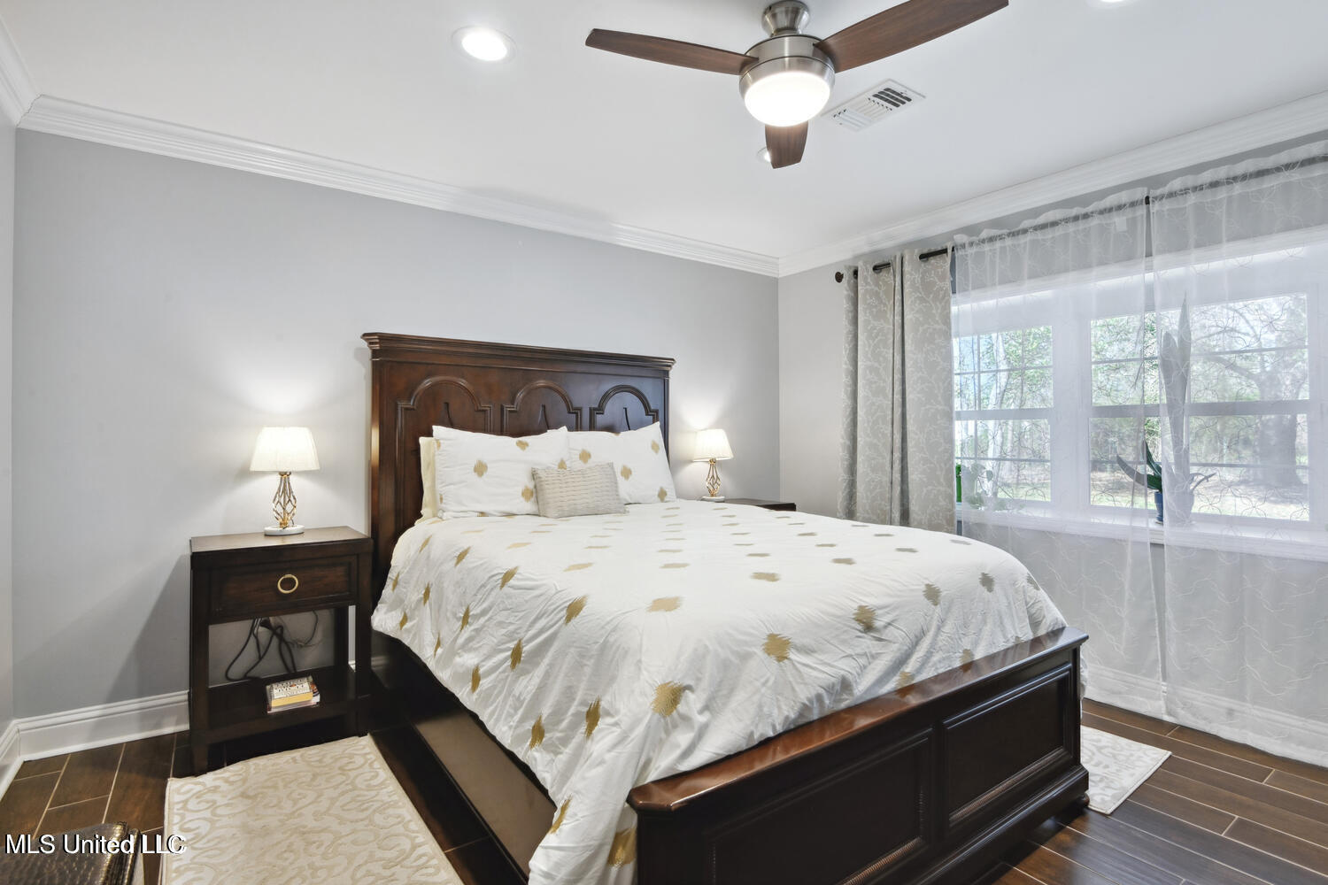 434 Saint John Street Property Photo 17