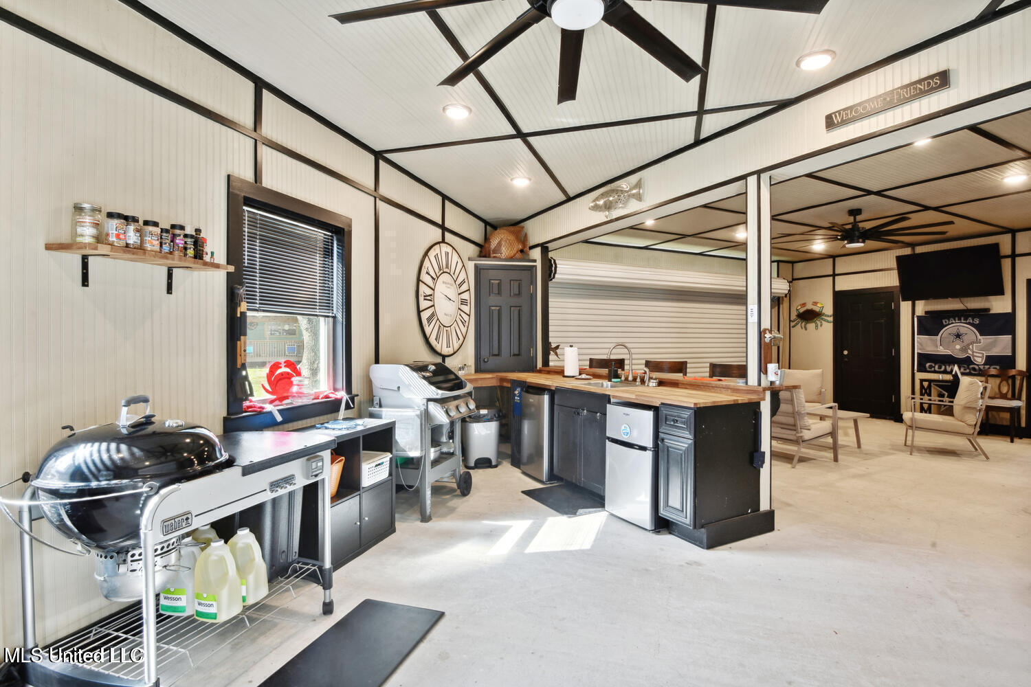 434 Saint John Street Property Photo 26