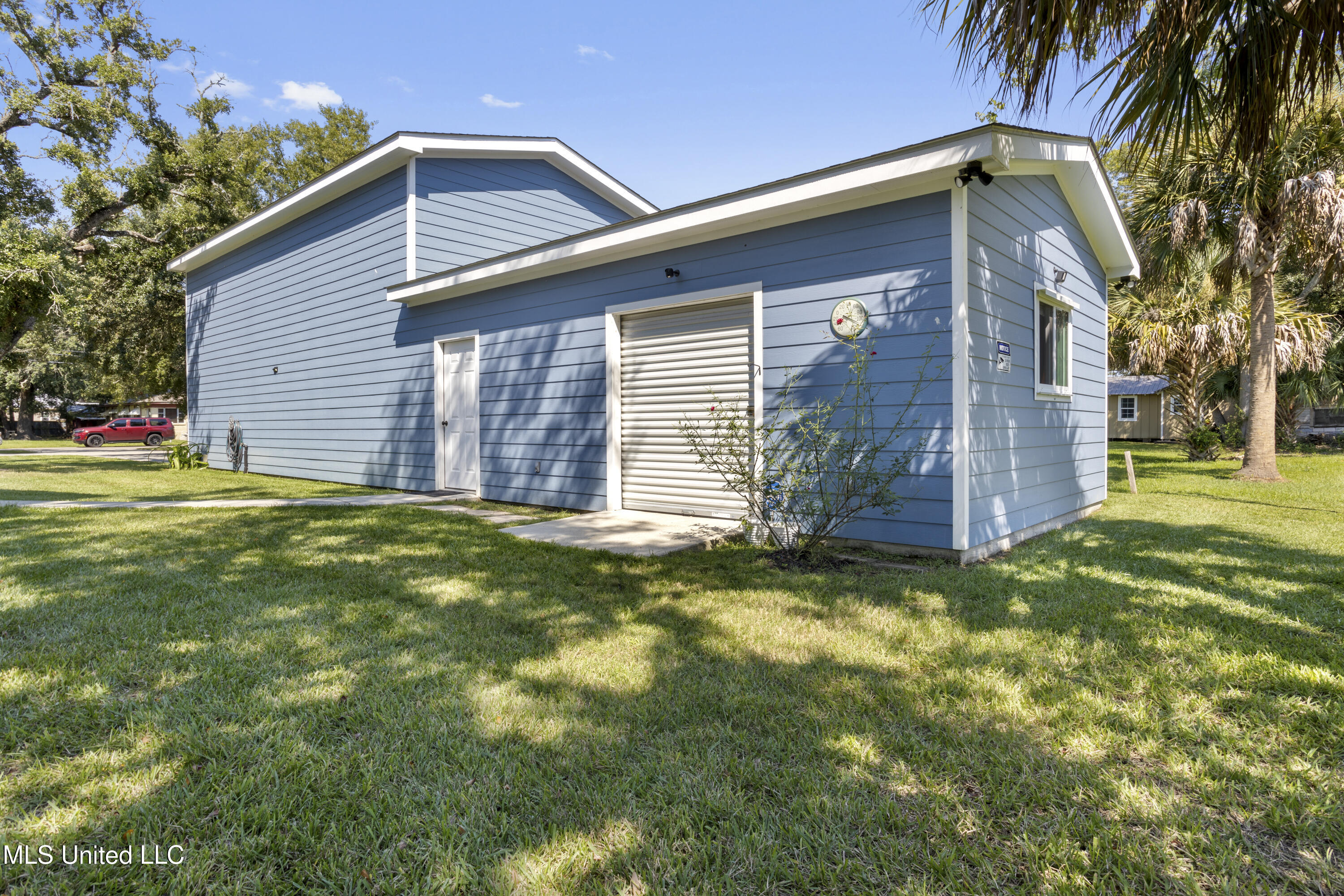 434 Saint John Street Property Photo 33