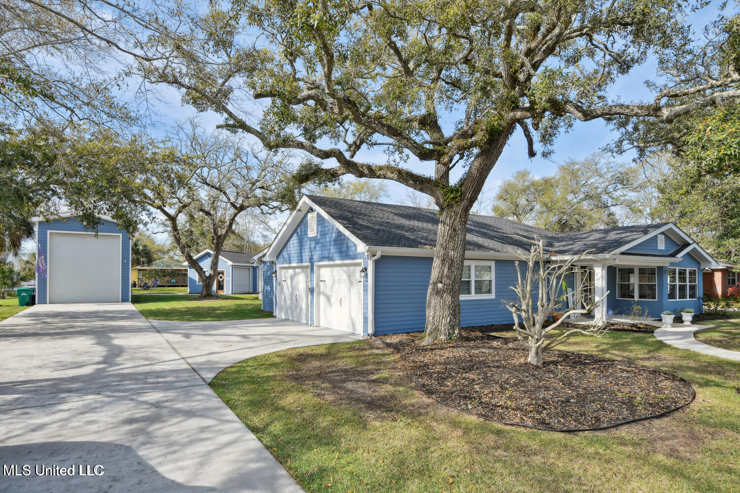 434 Saint John Street Property Photo 43