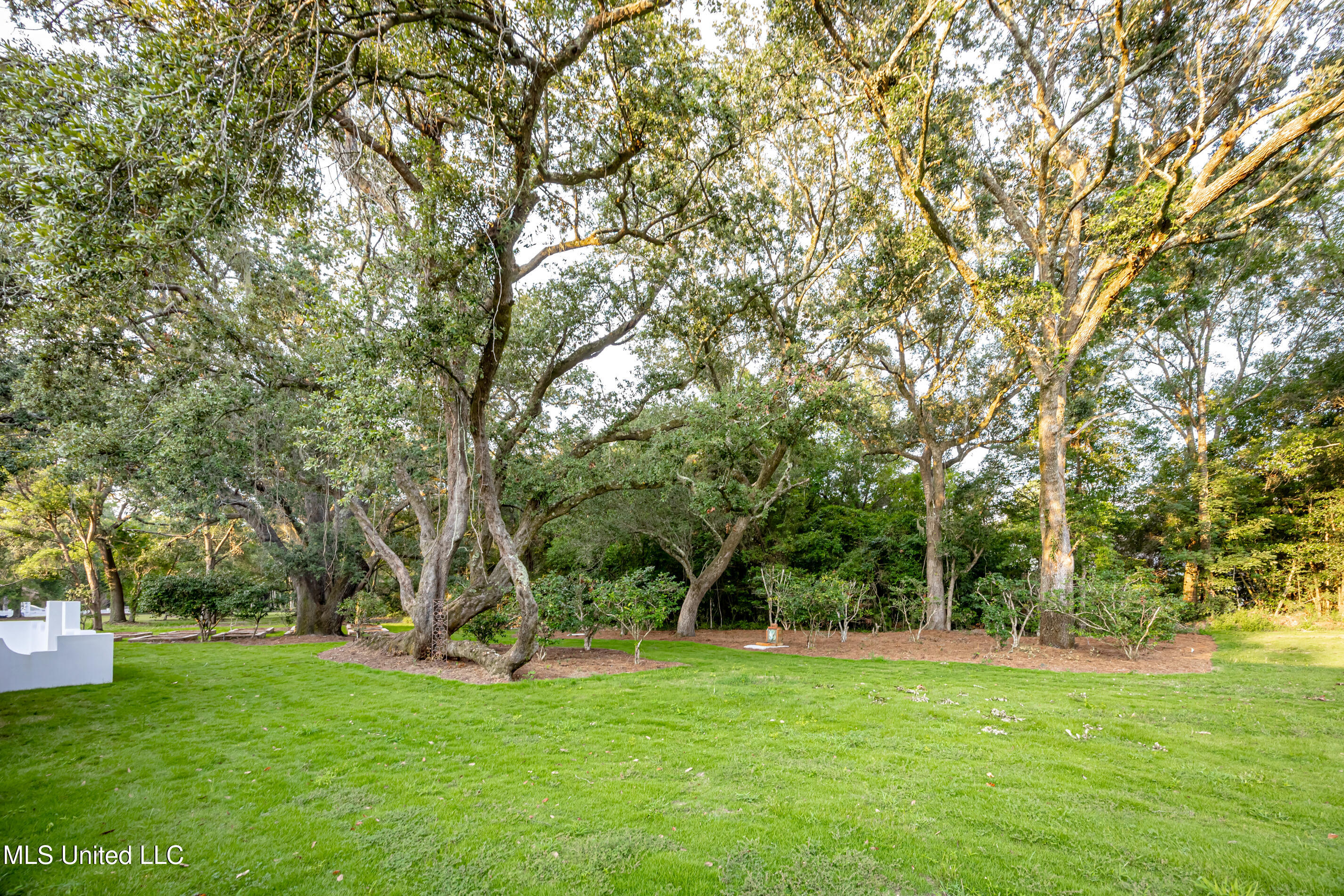 9777 Pointe Aux Chenes Road Property Photo 33