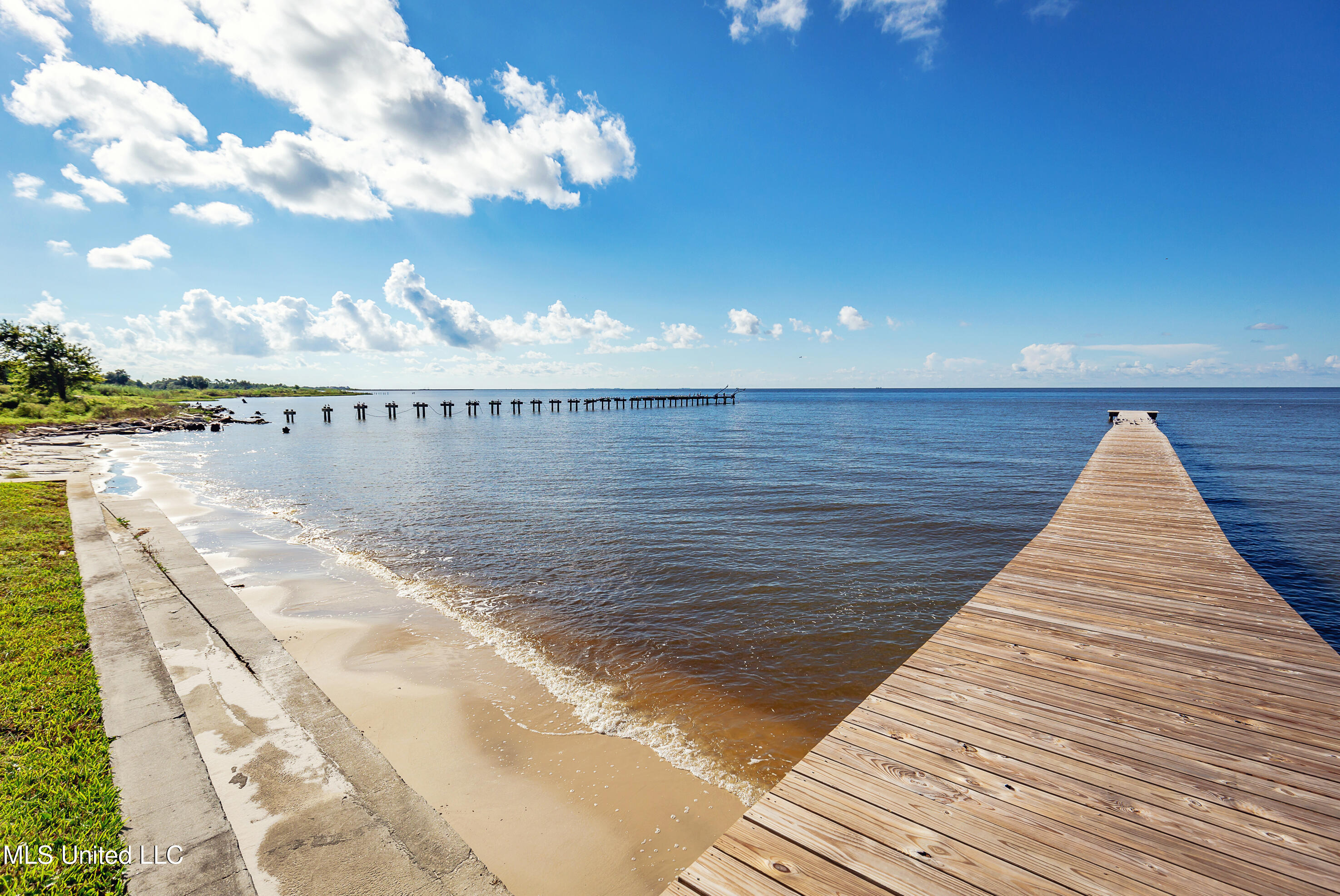 9783 Pointe Aux Chenes Road Property Photo 41