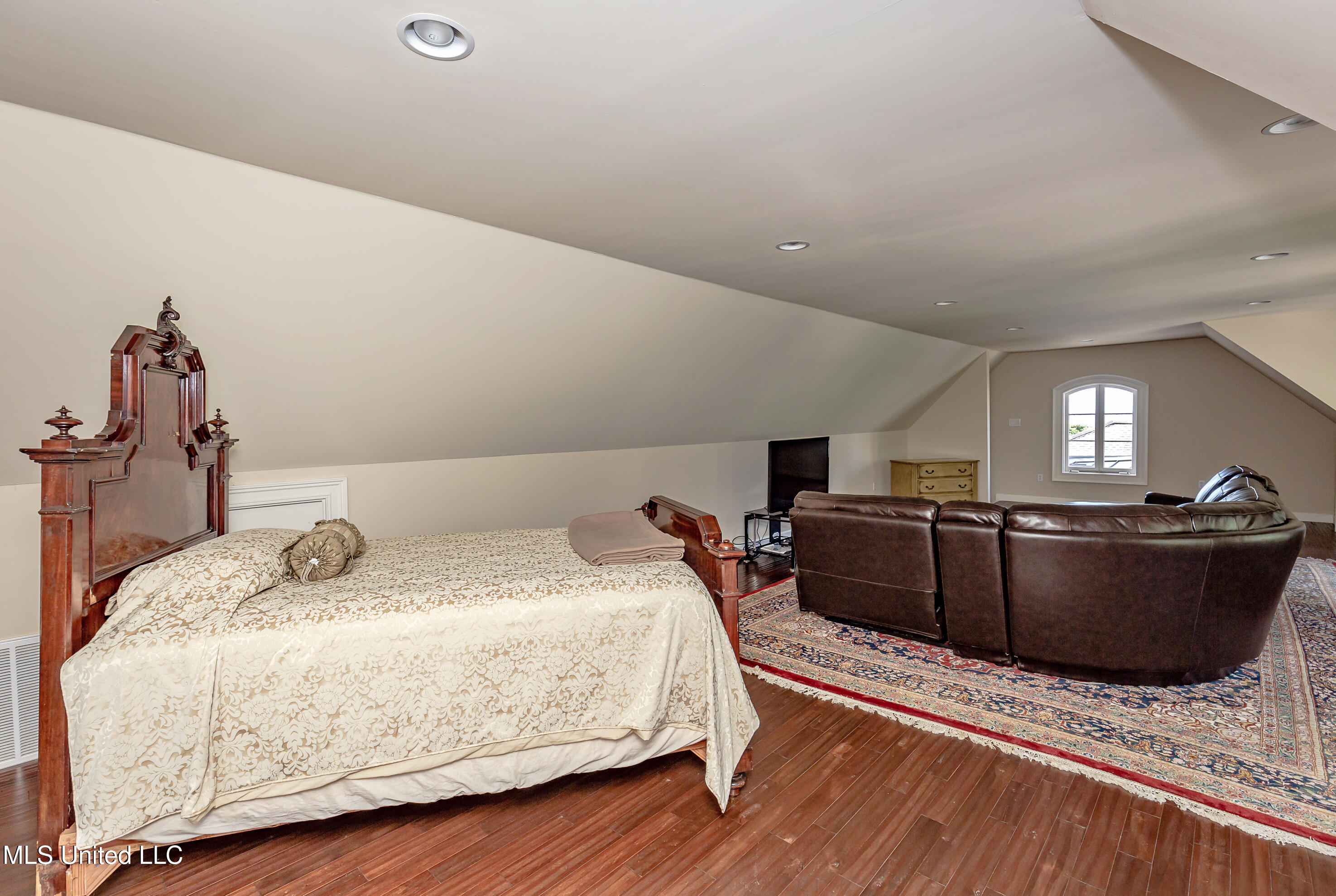 9783 Pointe Aux Chenes Road Property Photo 161