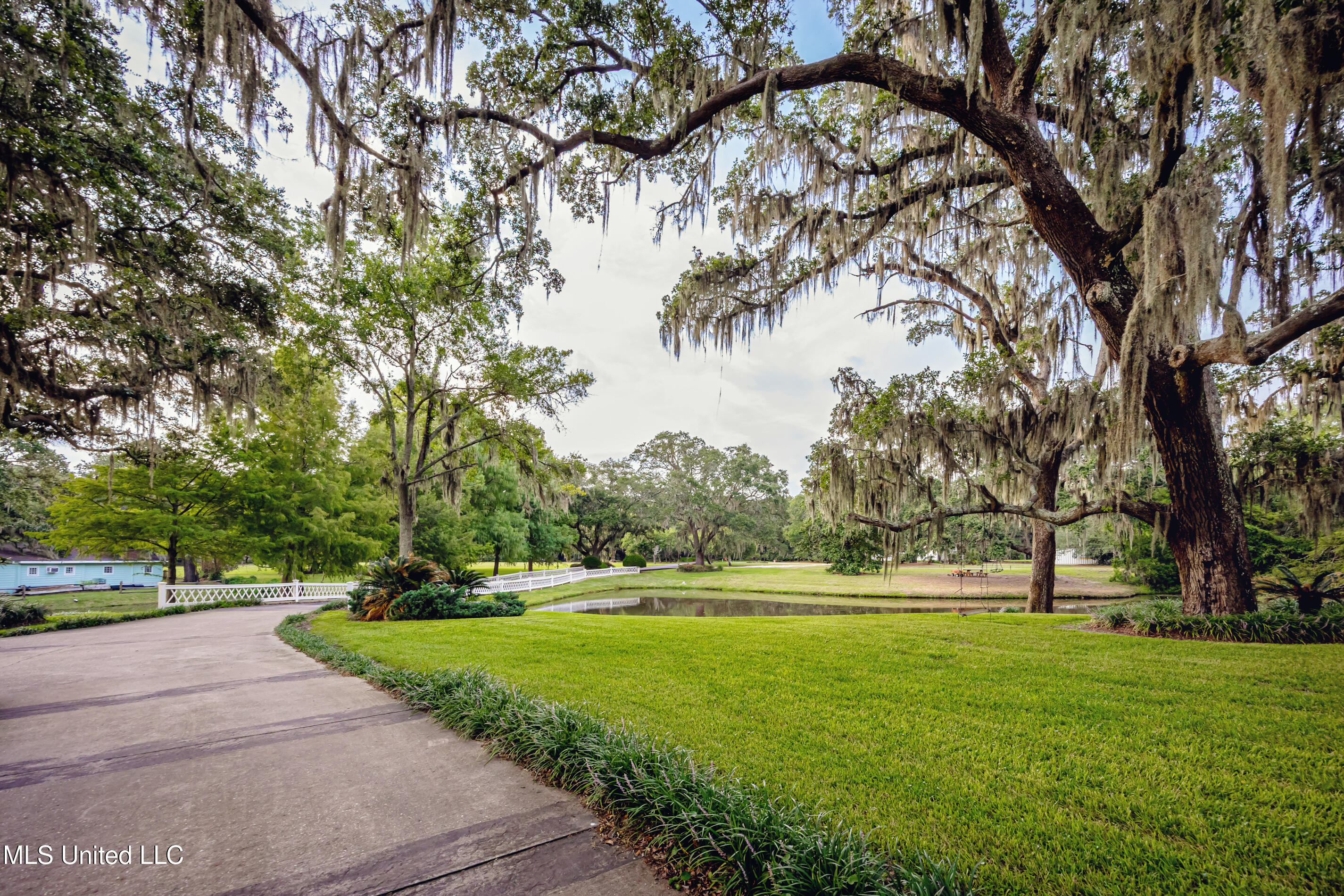 9783 Pointe Aux Chenes Road Property Photo 175