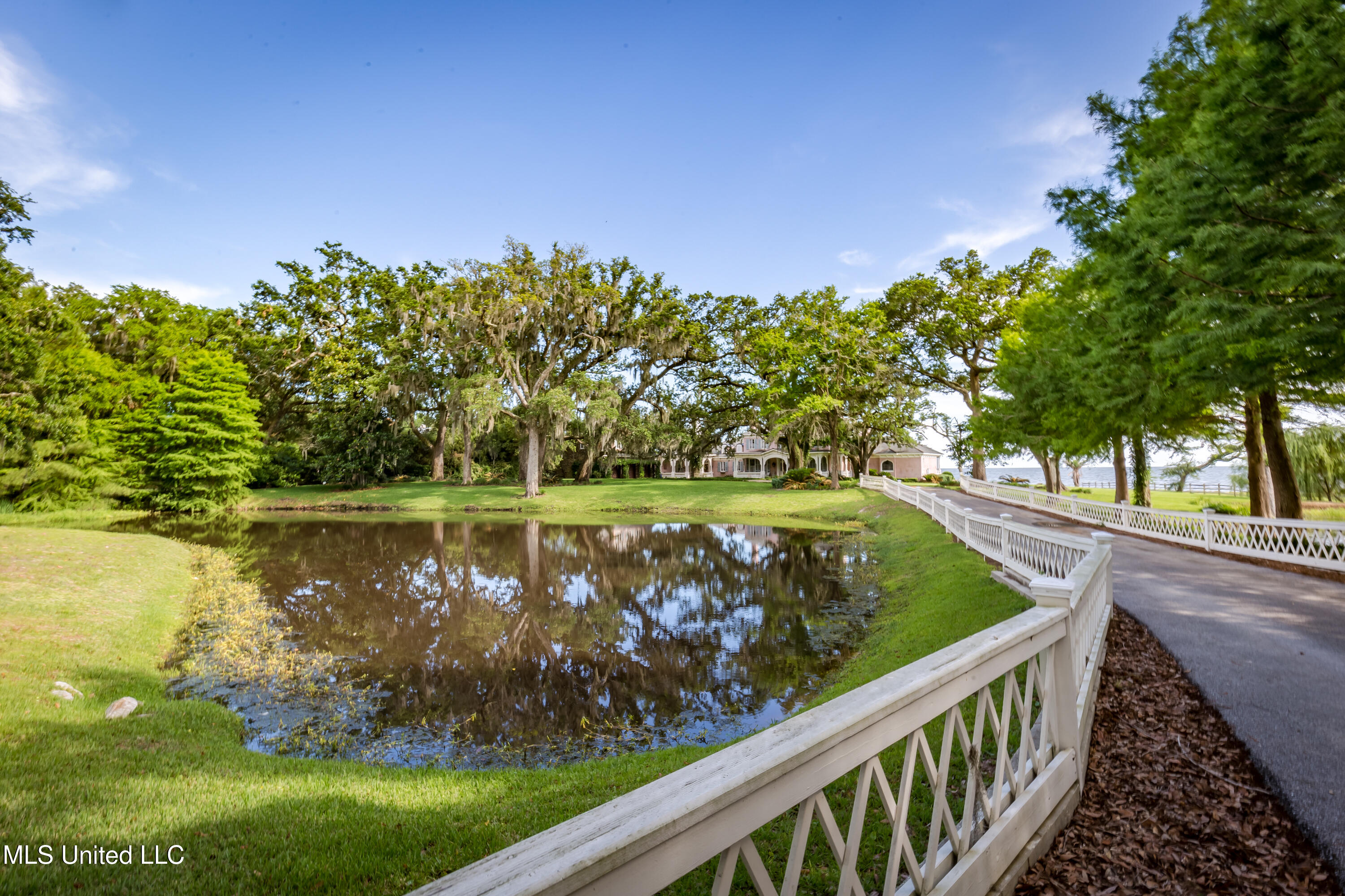 9783 Pointe Aux Chenes Road Property Photo 179