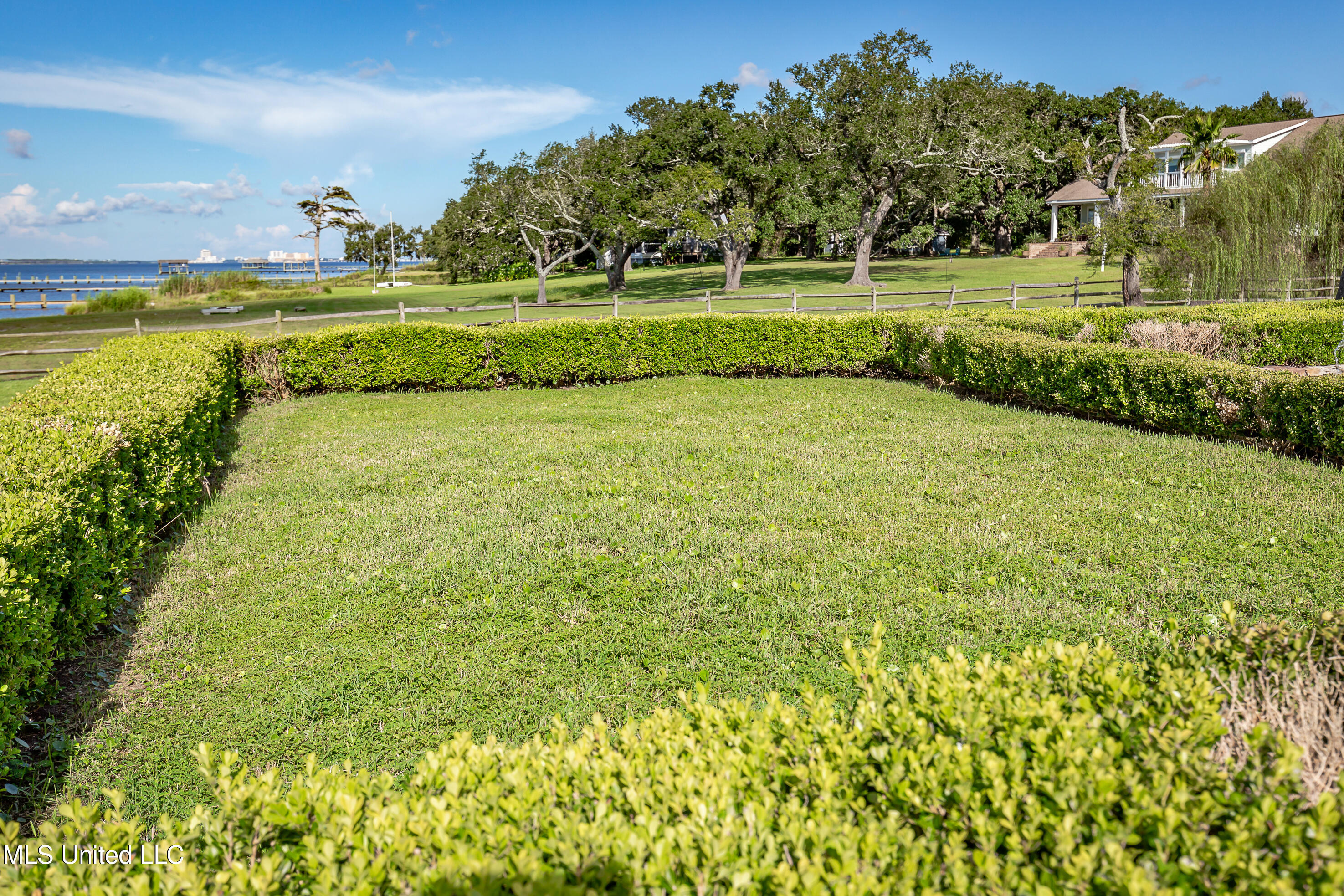 9783 Pointe Aux Chenes Road Property Photo 184