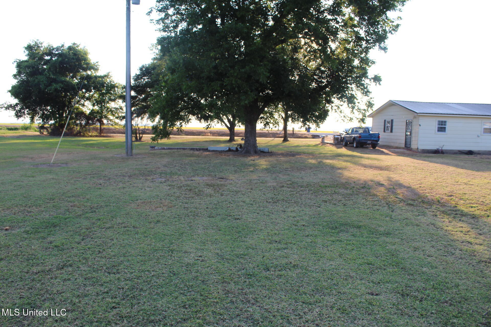 2284 Pride Road Property Photo 7