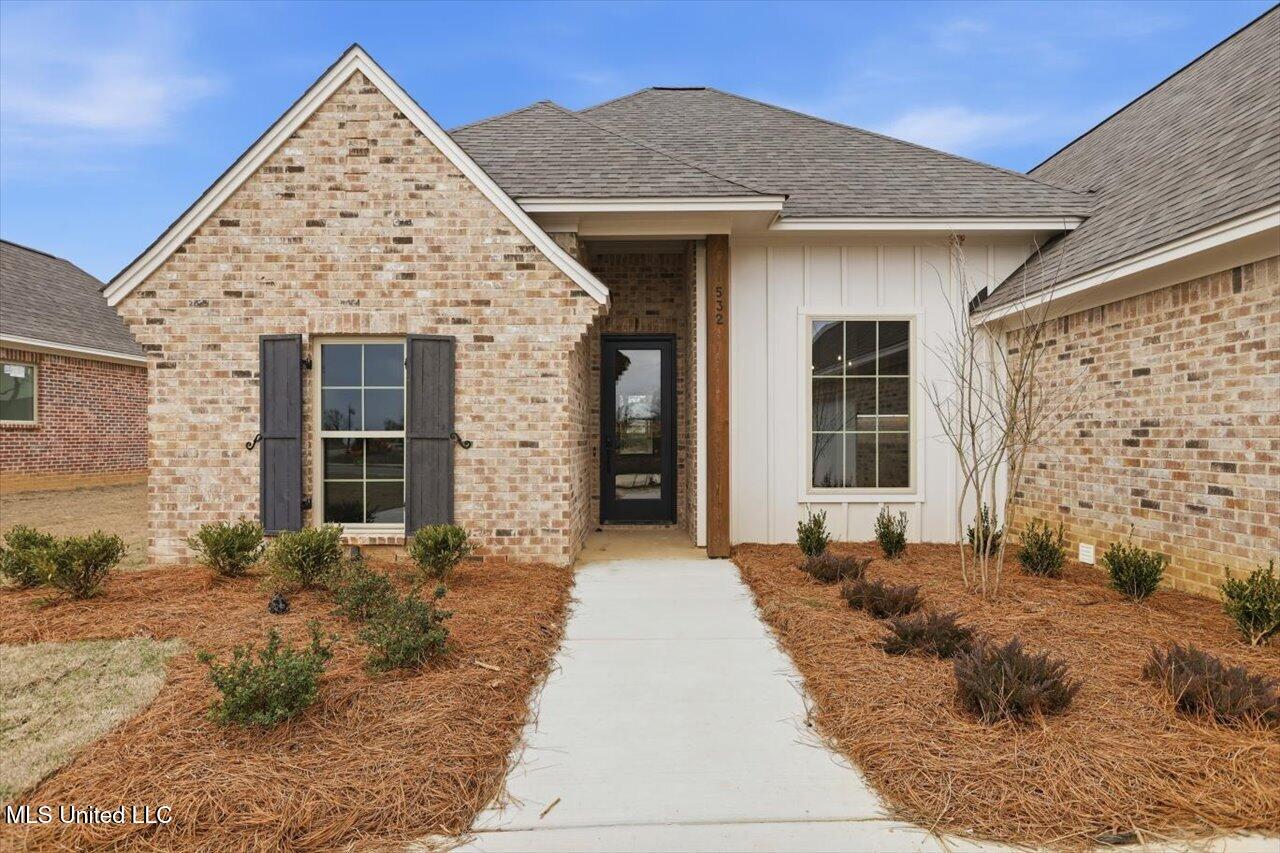 532 Baleigh Way Property Photo 2