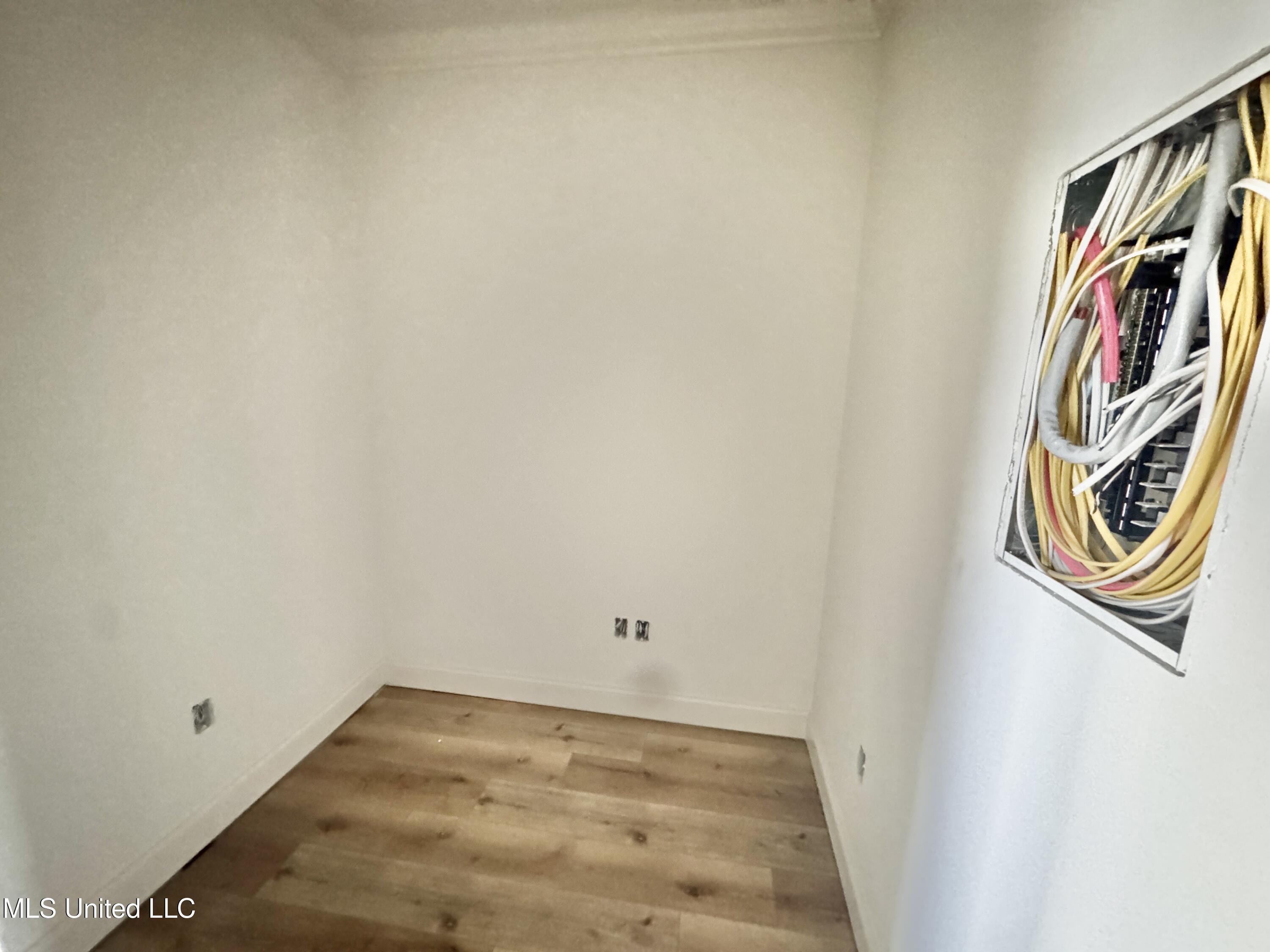 532 Baleigh Way Property Photo 7