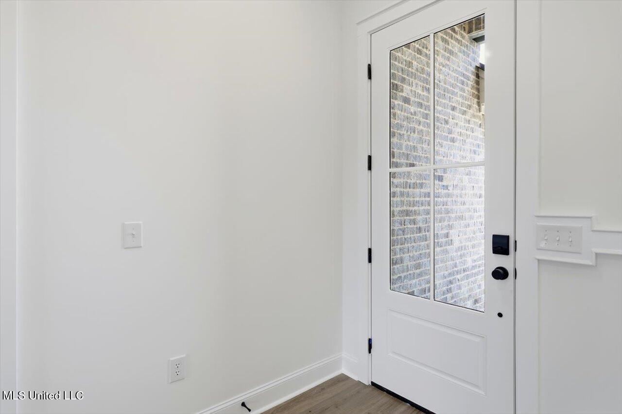511 Portner Way Property Photo 4