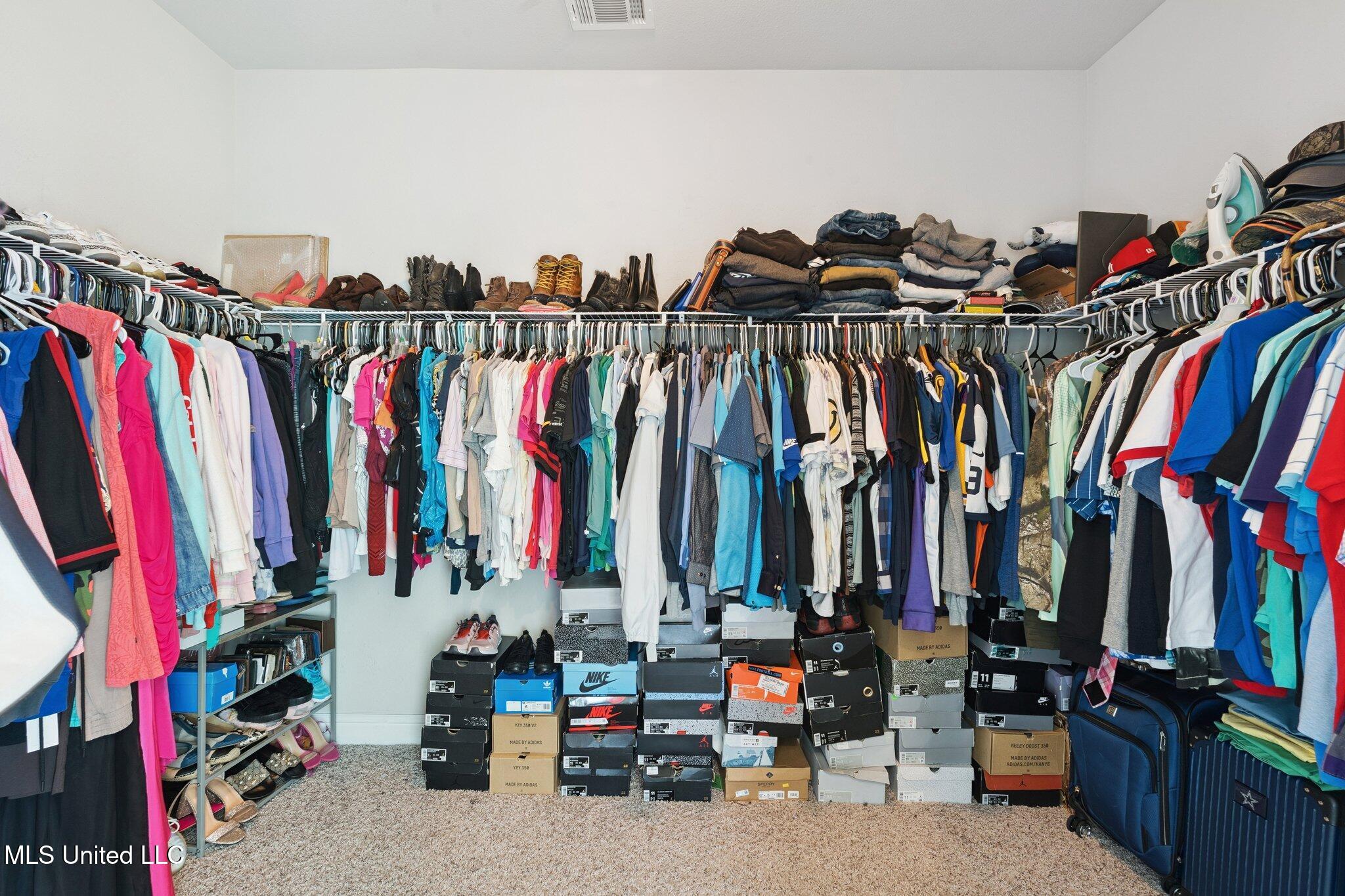 6678 Sugarcane Circle Property Photo 11