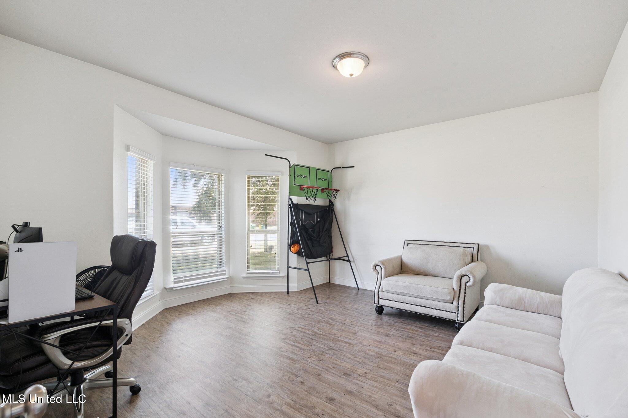 6678 Sugarcane Circle Property Photo 12