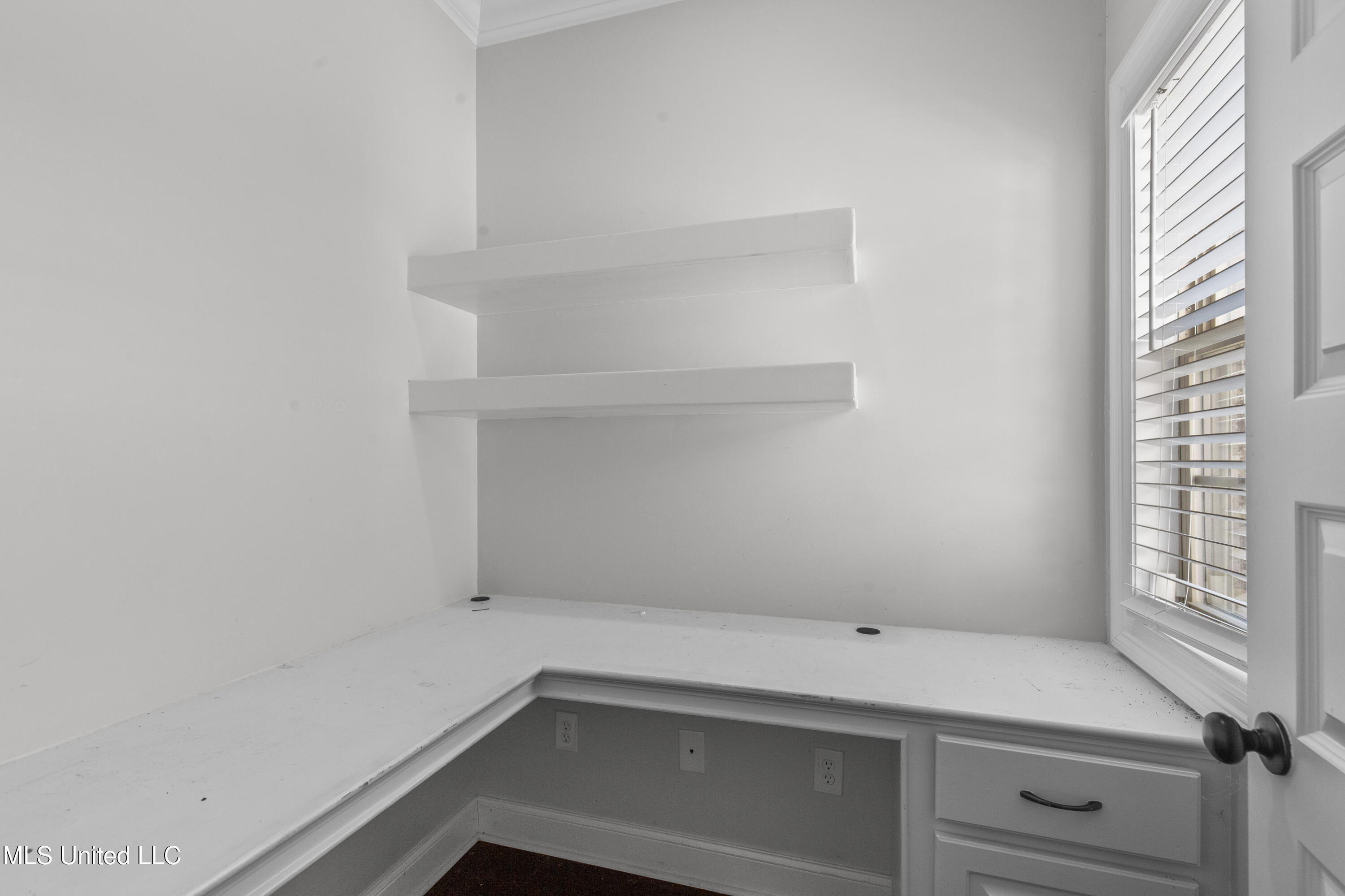 138 Shoreview Drive Property Photo 13