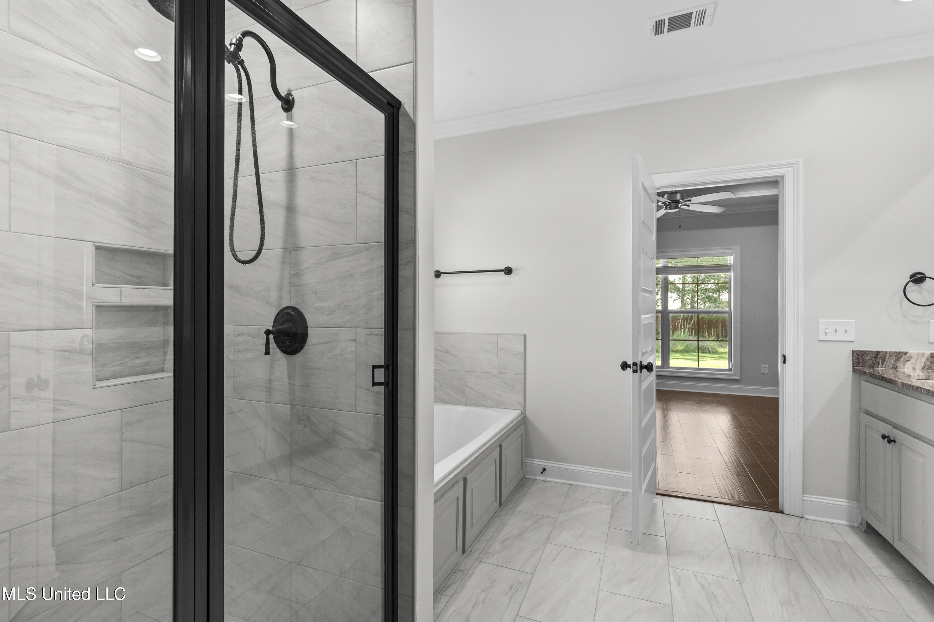 138 Shoreview Drive Property Photo 18