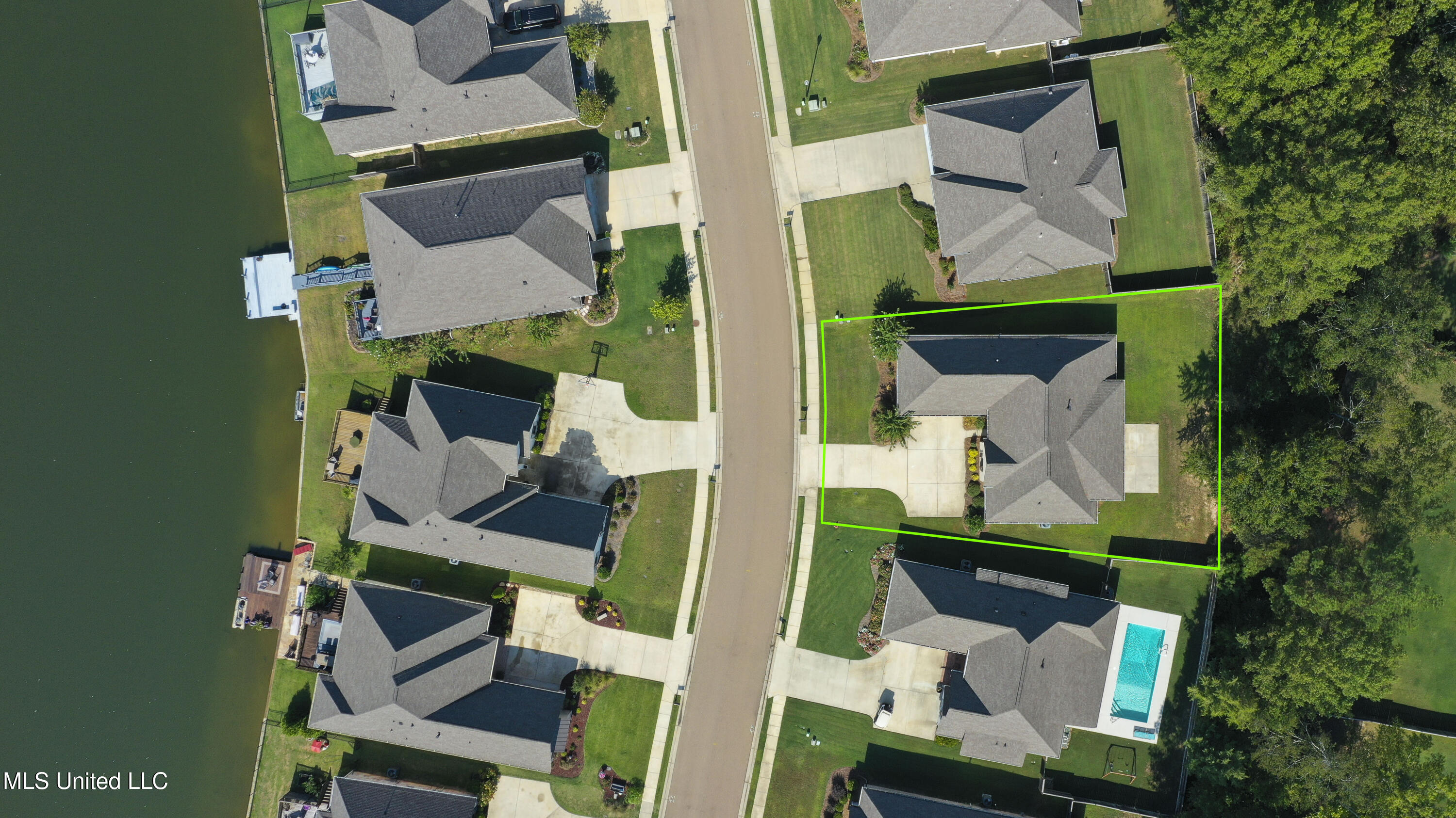 138 Shoreview Drive Property Photo 34