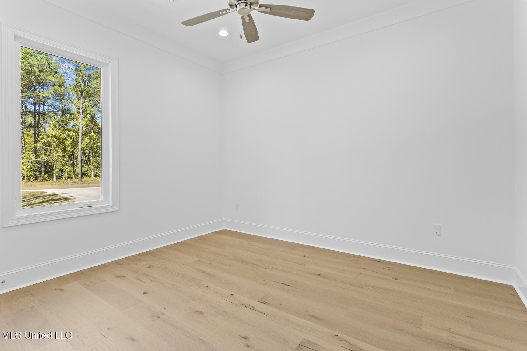 166 Hunters Cove Property Photo 18