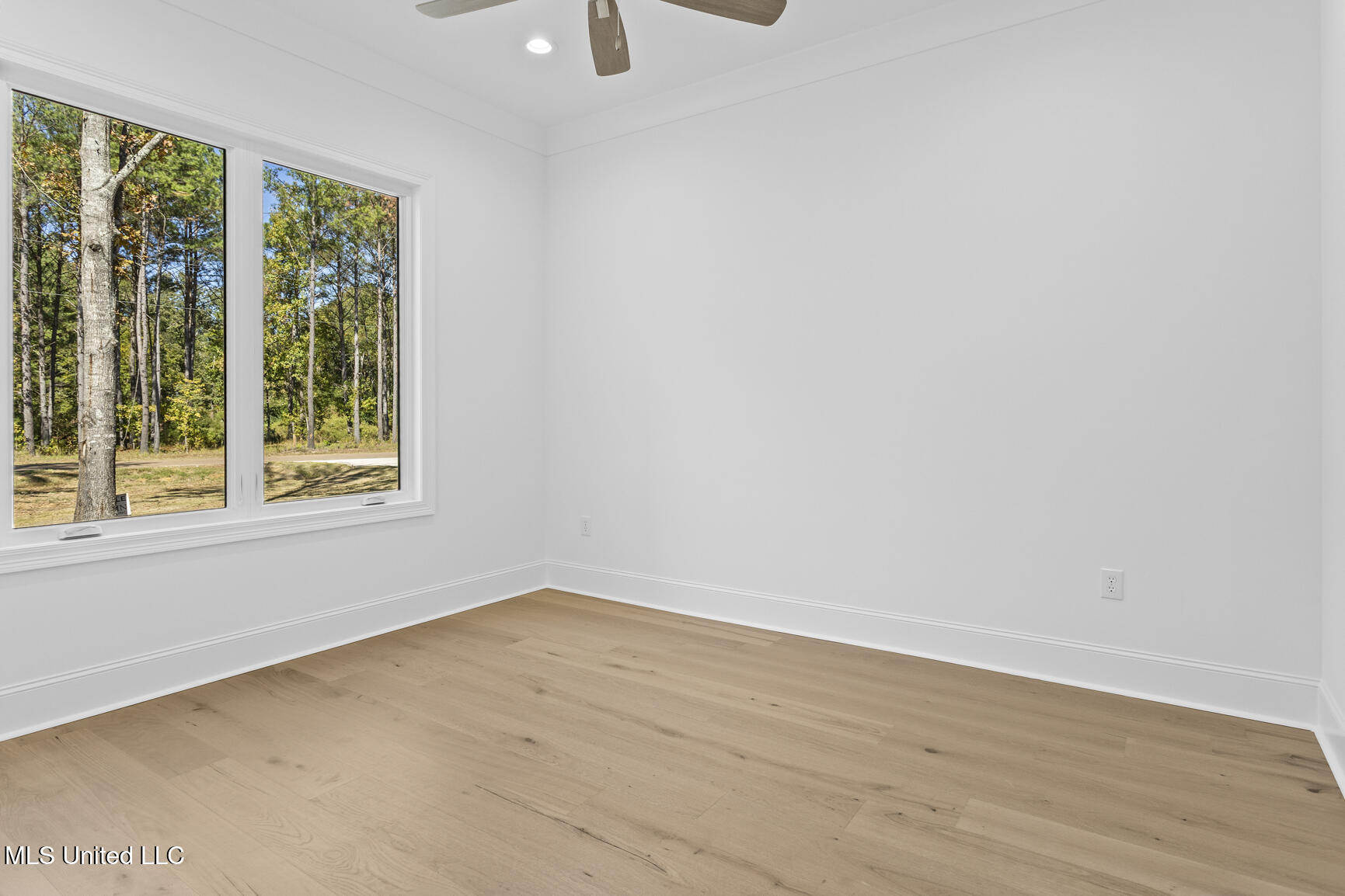 166 Hunters Cove Property Photo 29