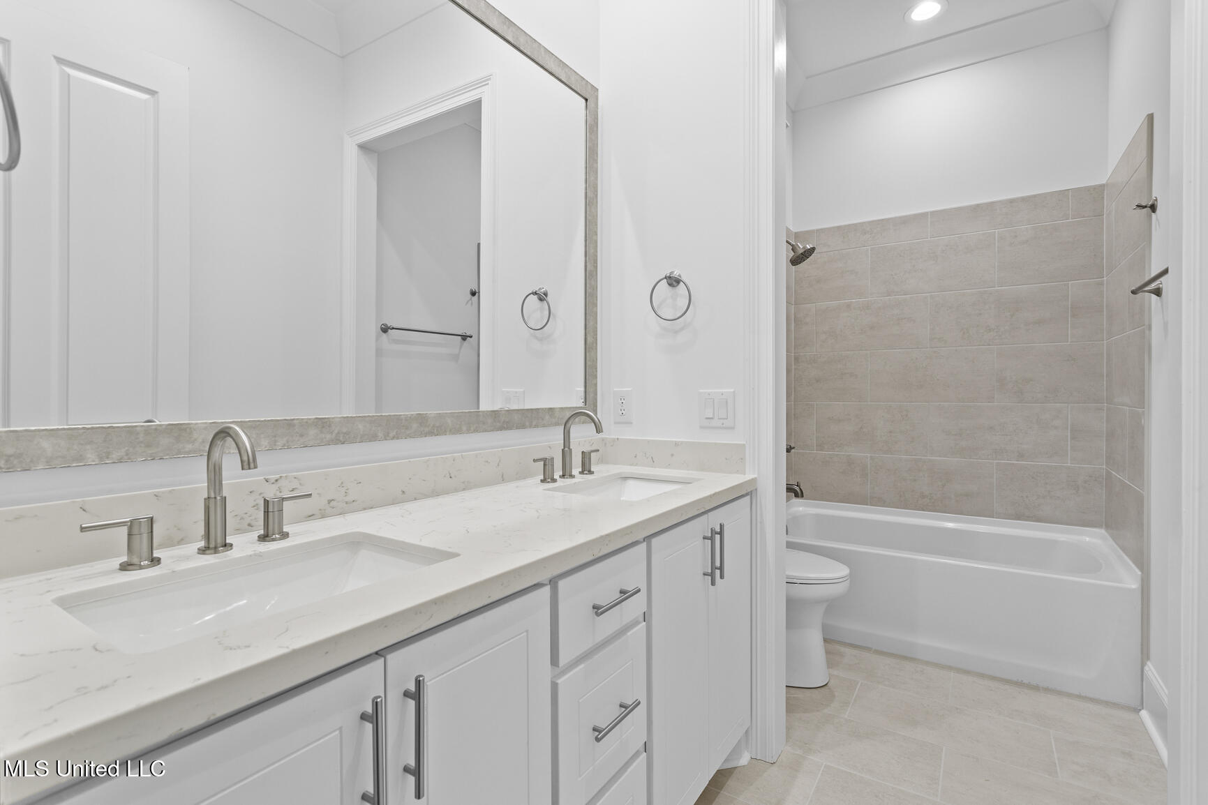 166 Hunters Cove Property Photo 30