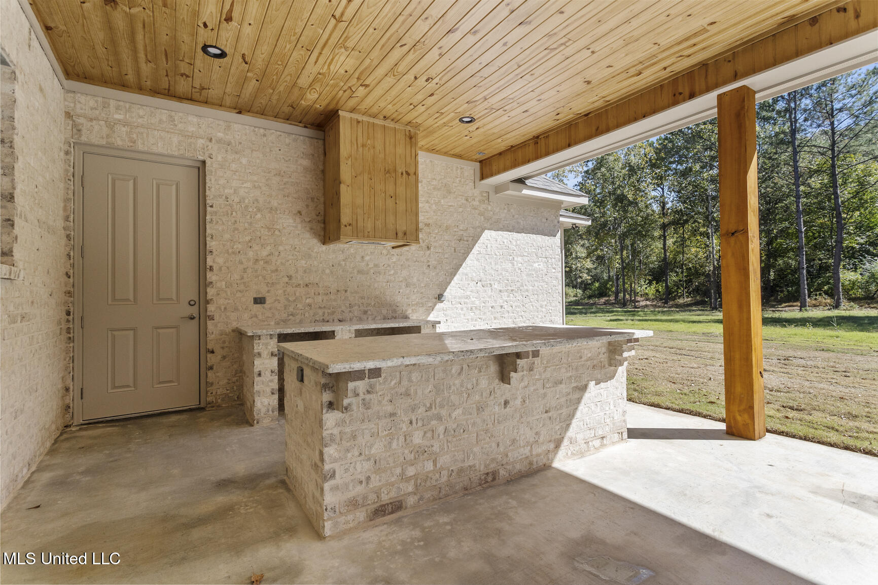 166 Hunters Cove Property Photo 33