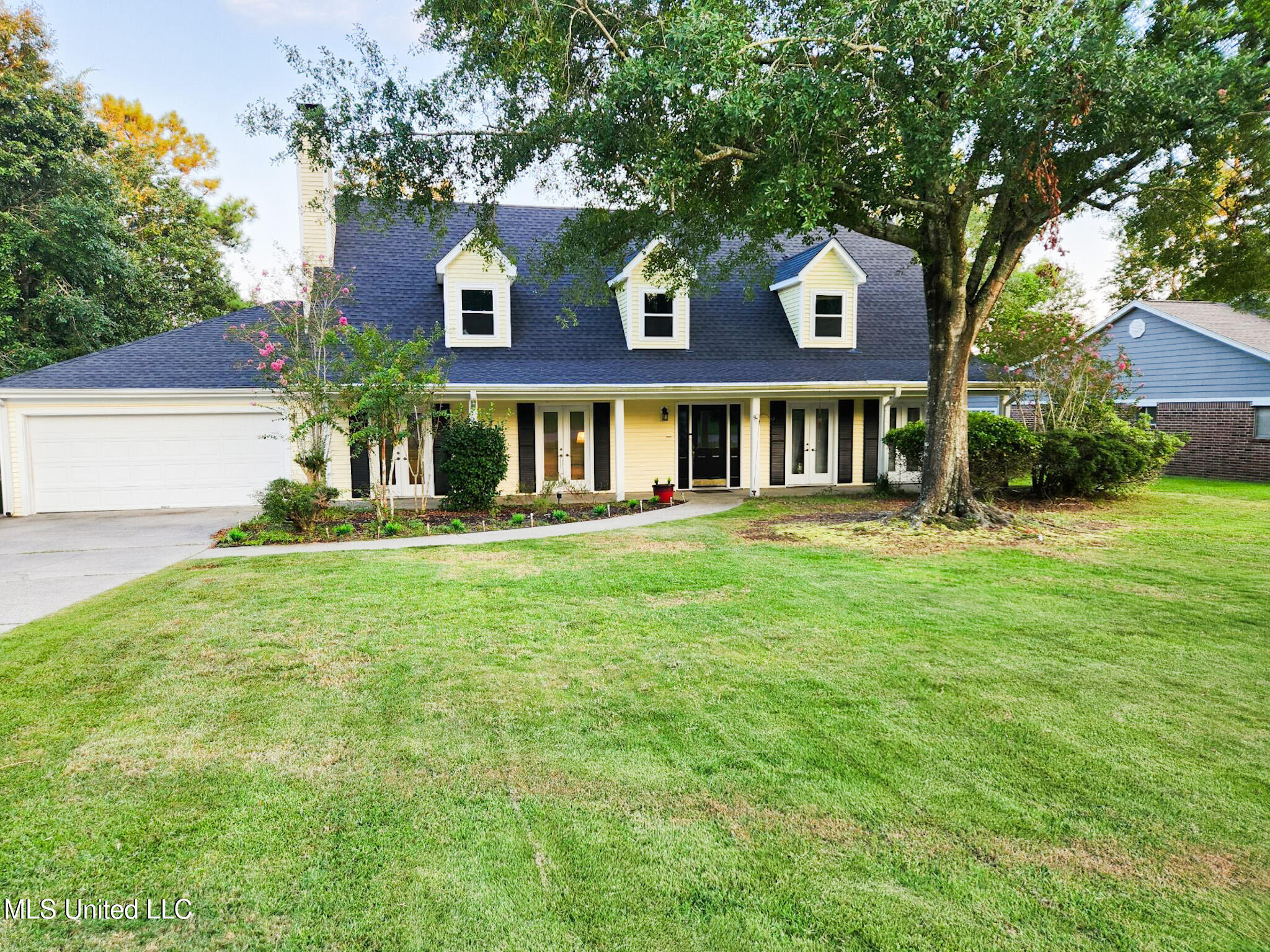 5630 Ahuli Place Property Photo 1