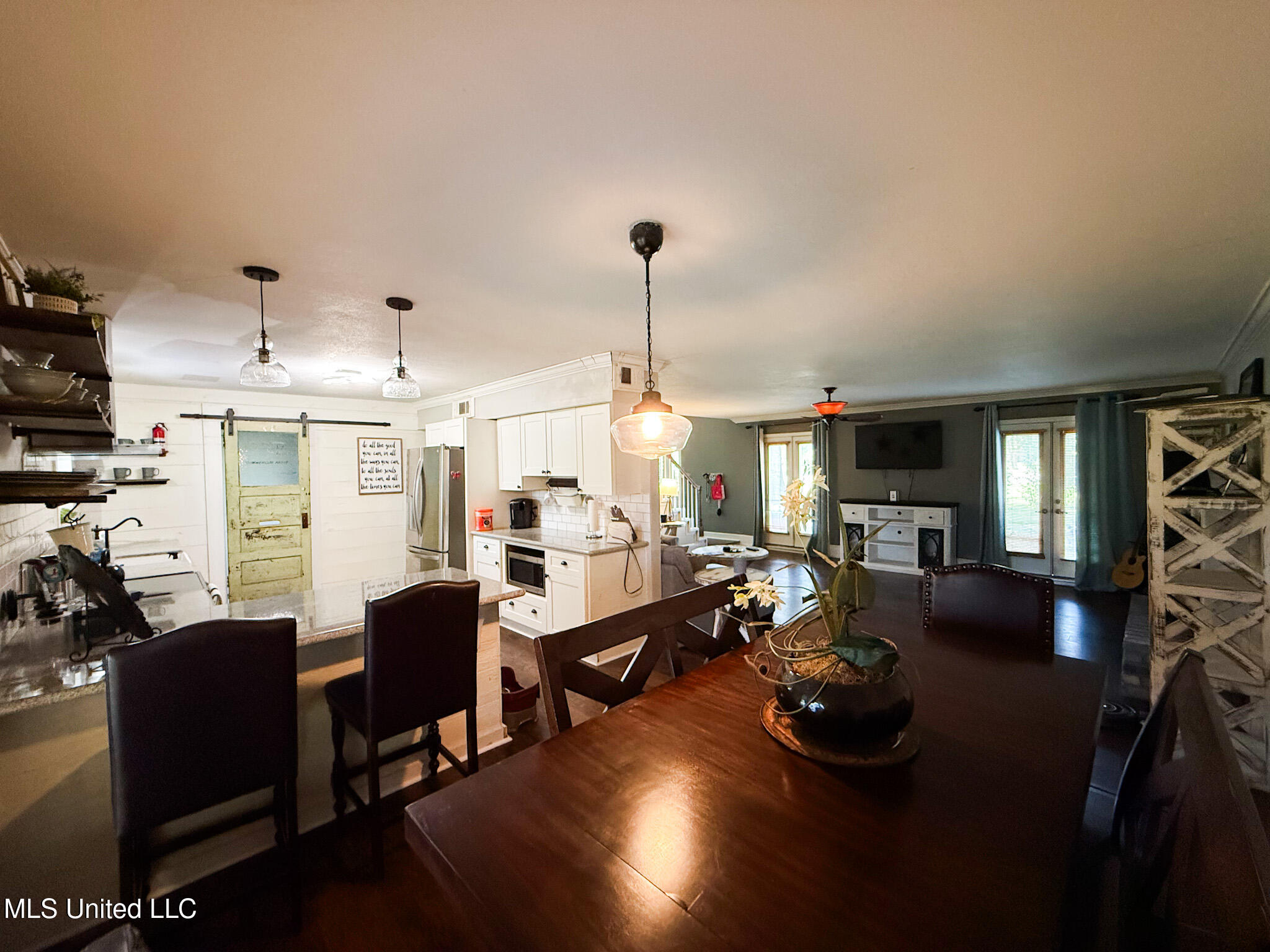 5630 Ahuli Place Property Photo 6