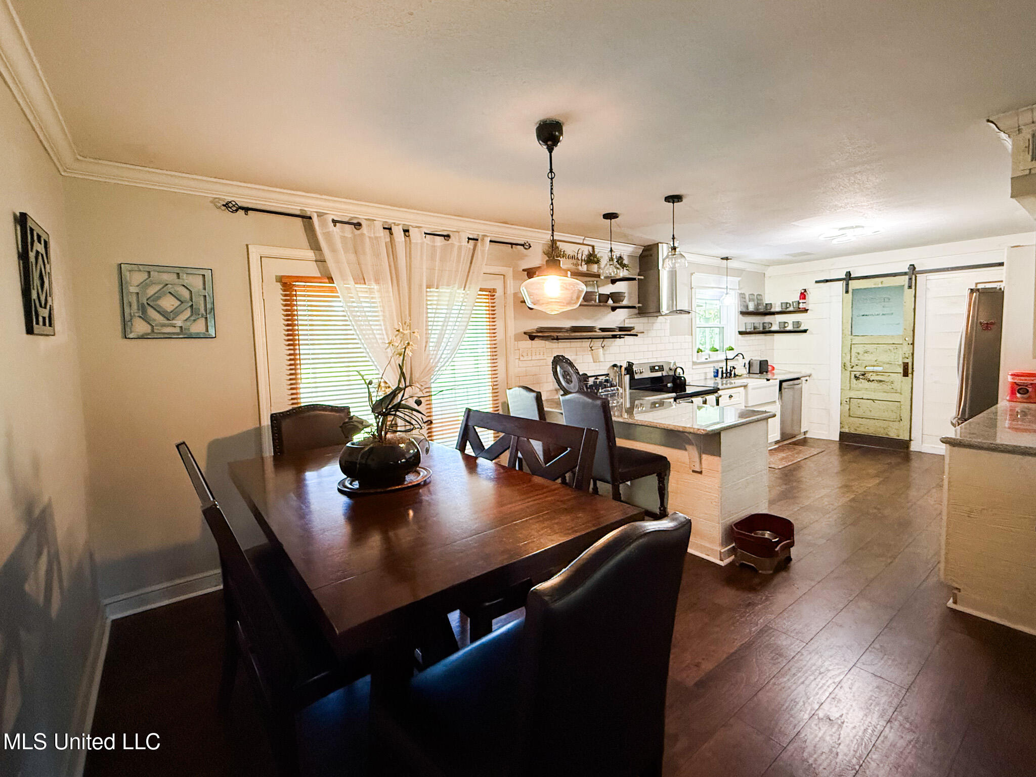 5630 Ahuli Place Property Photo 7